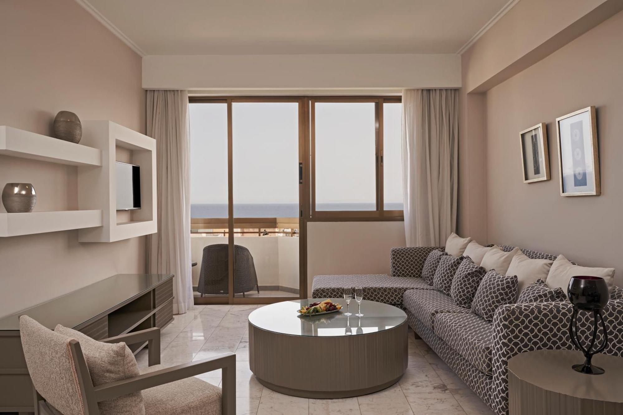 Hotel Atlantica Oasis Limassol