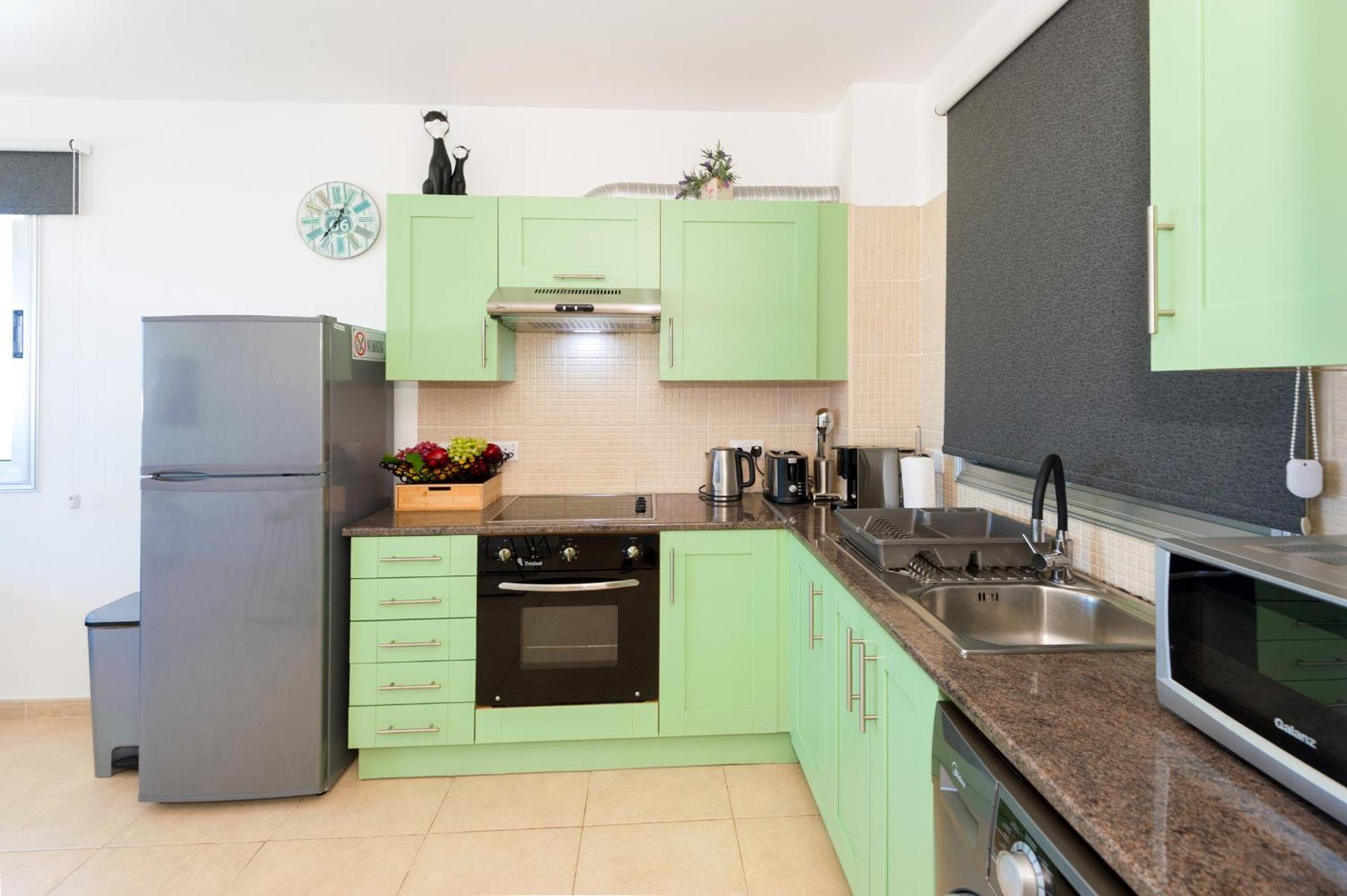 Apartment Sea View Apt*spacious Balcony*200m To The *