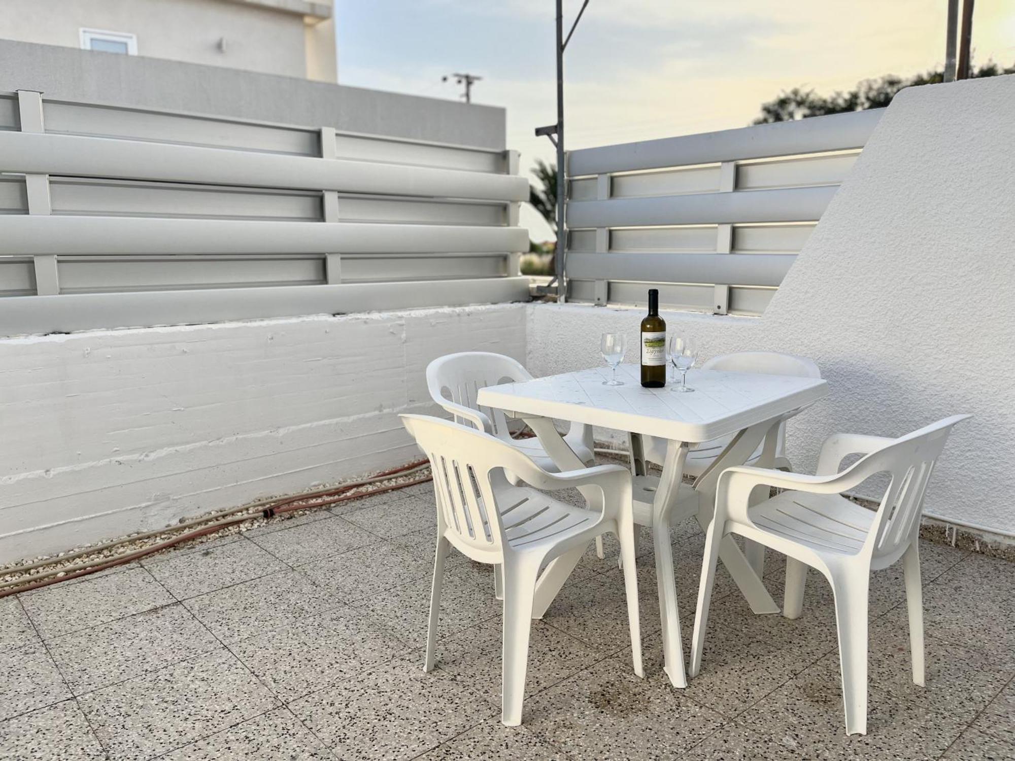 Apartment Nissi Chrysland