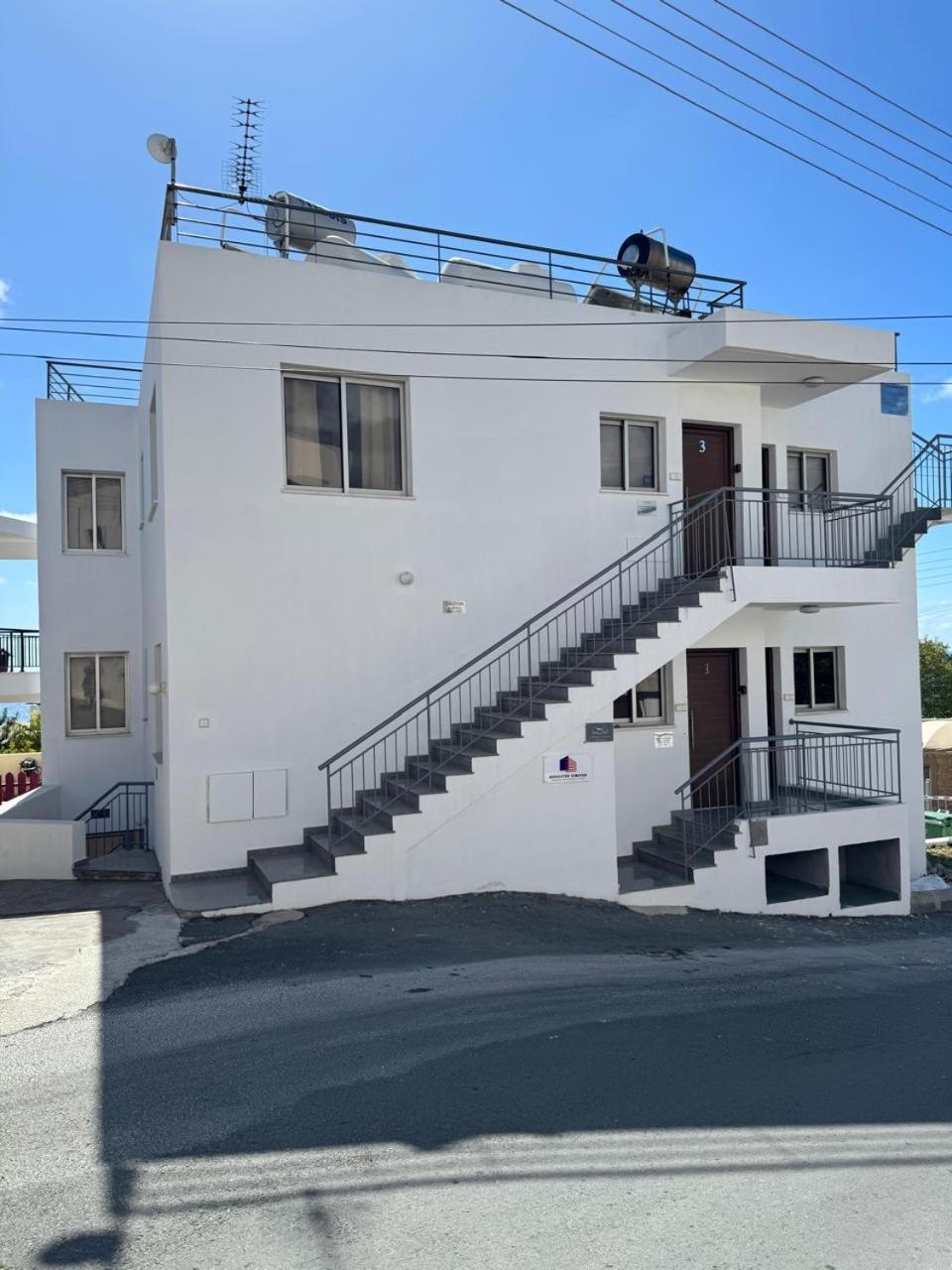 Apartment Sea Breeze Panoramic Ocean View Kissonerga