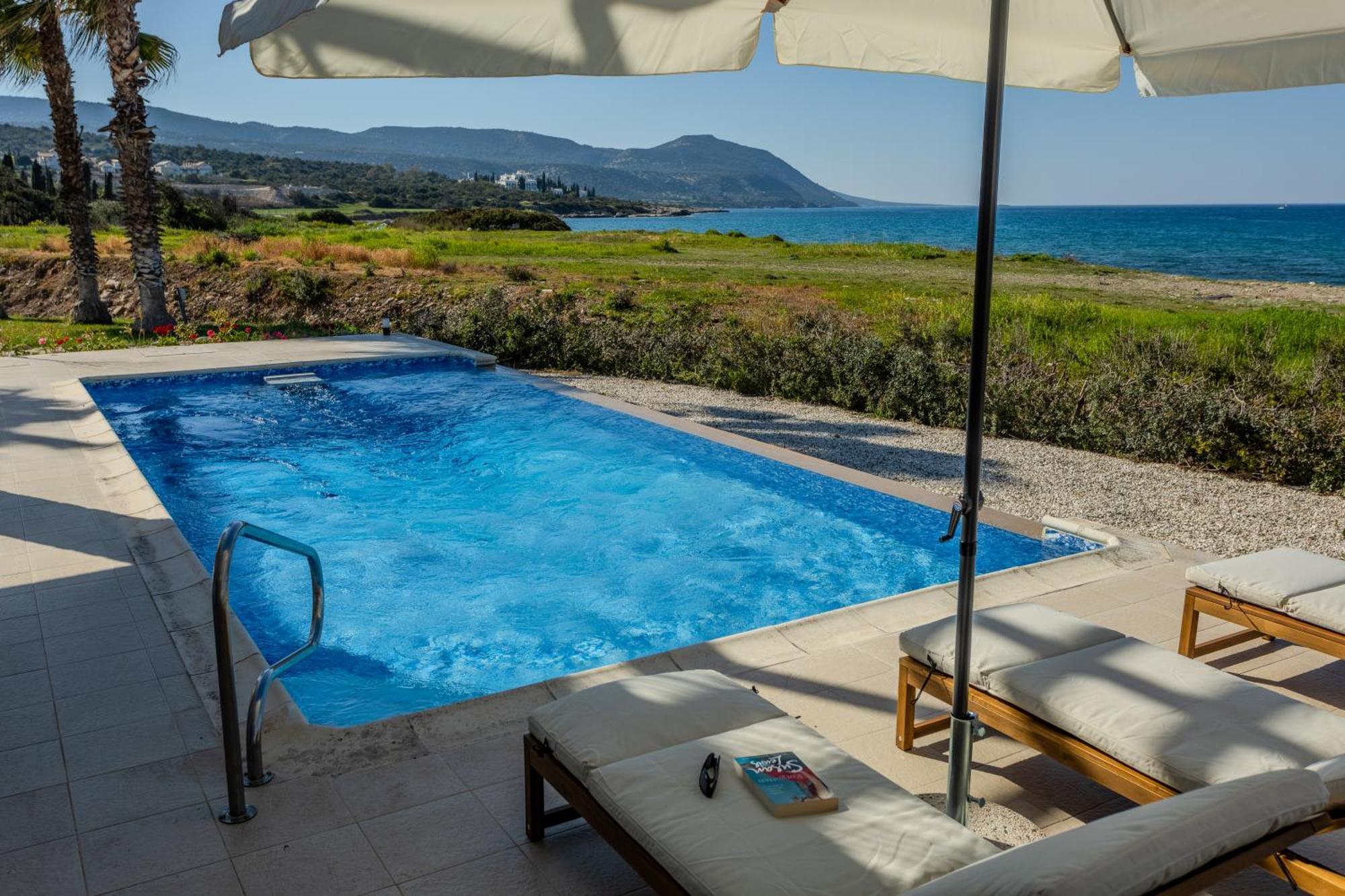 Kallisti & - A Luxury Seaside Retreat