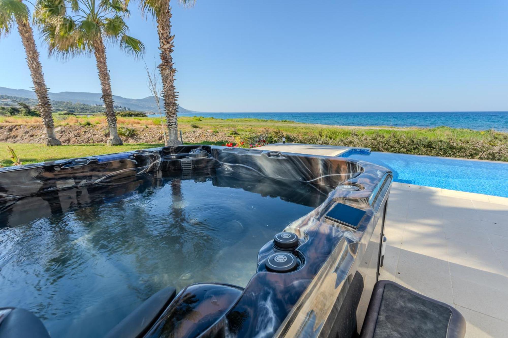 Kallisti & - A Luxury Seaside Retreat Villa Lachi