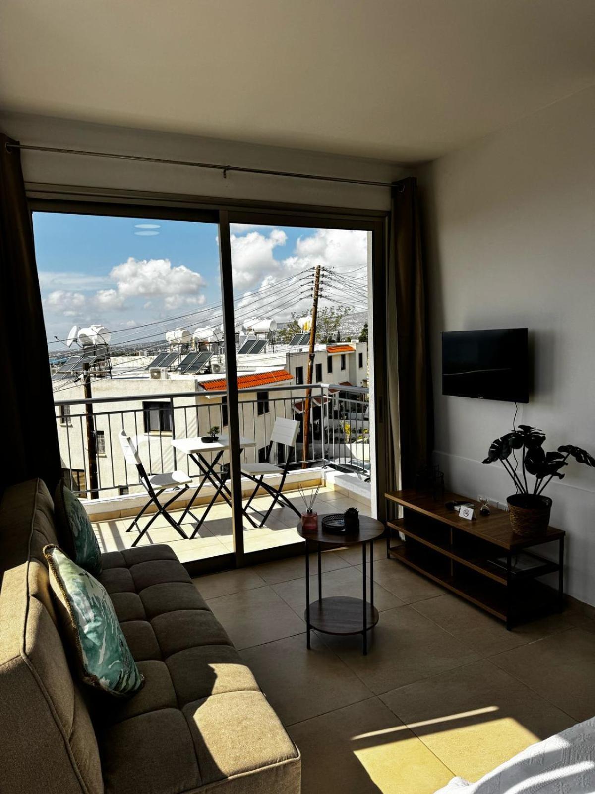 Sea Breeze Panoramic Ocean View *