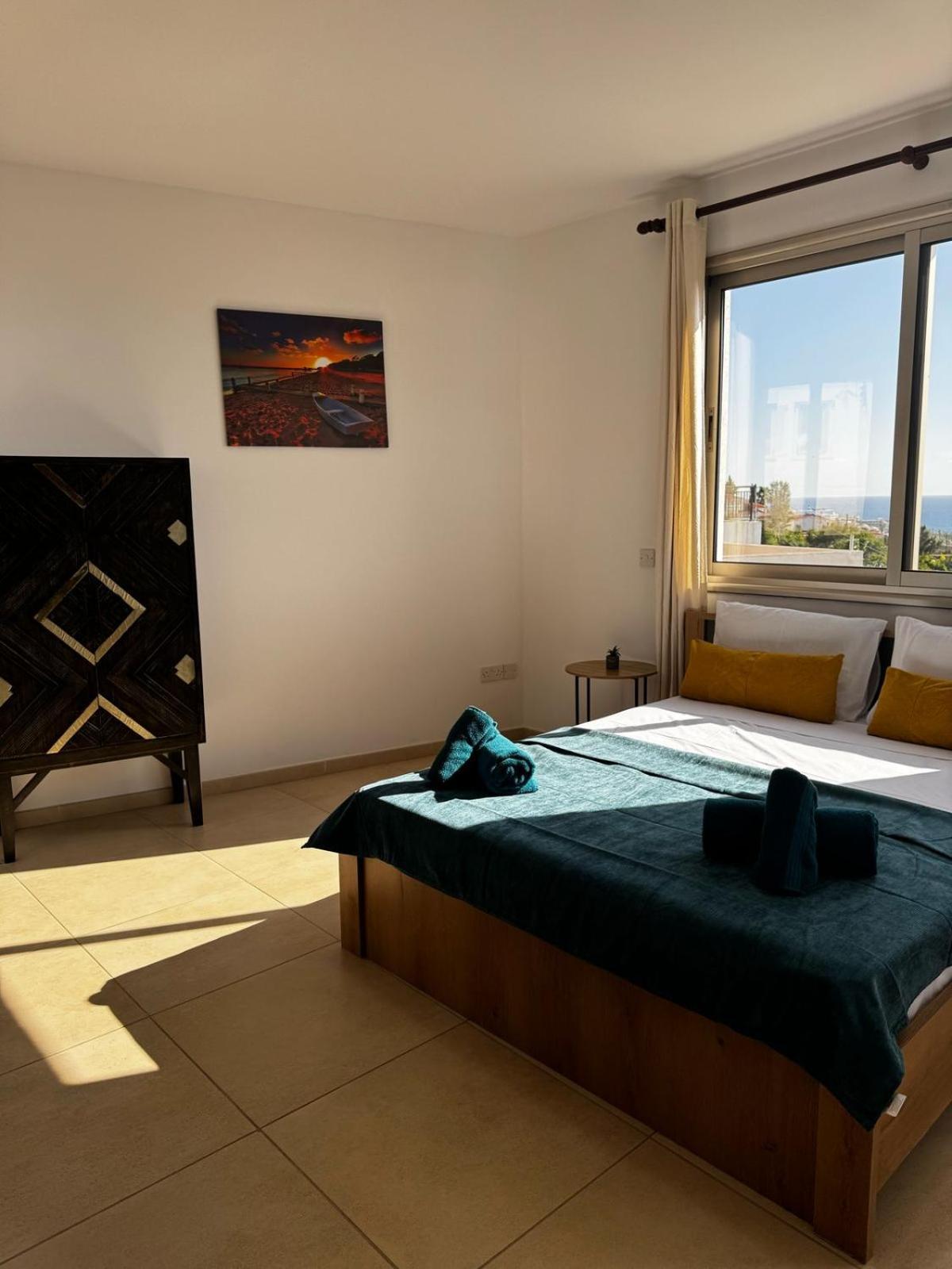 Apartment Sea Breeze Panoramic Ocean View