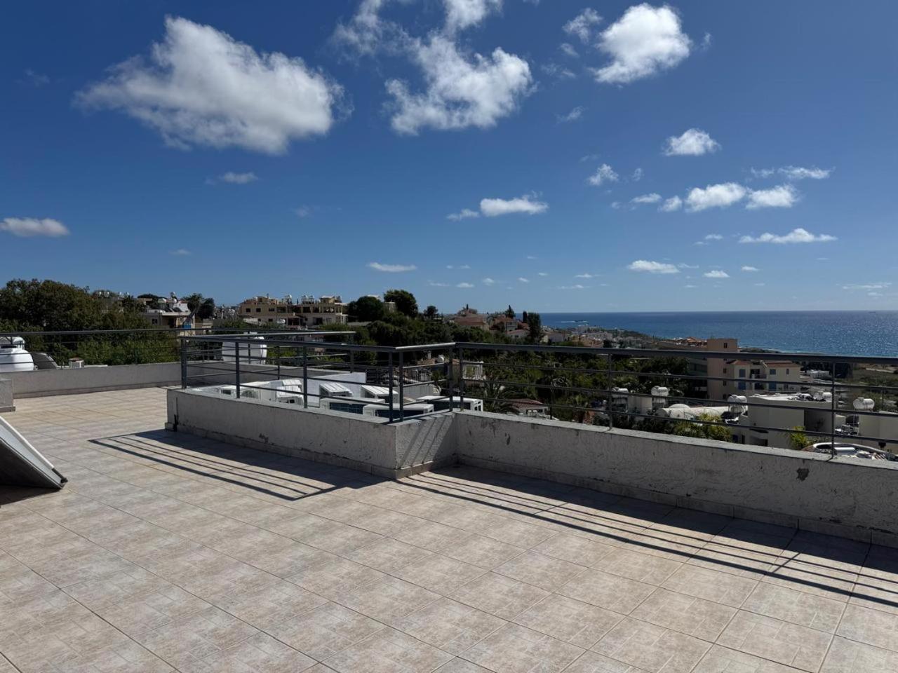 Sea Breeze Panoramic Ocean View