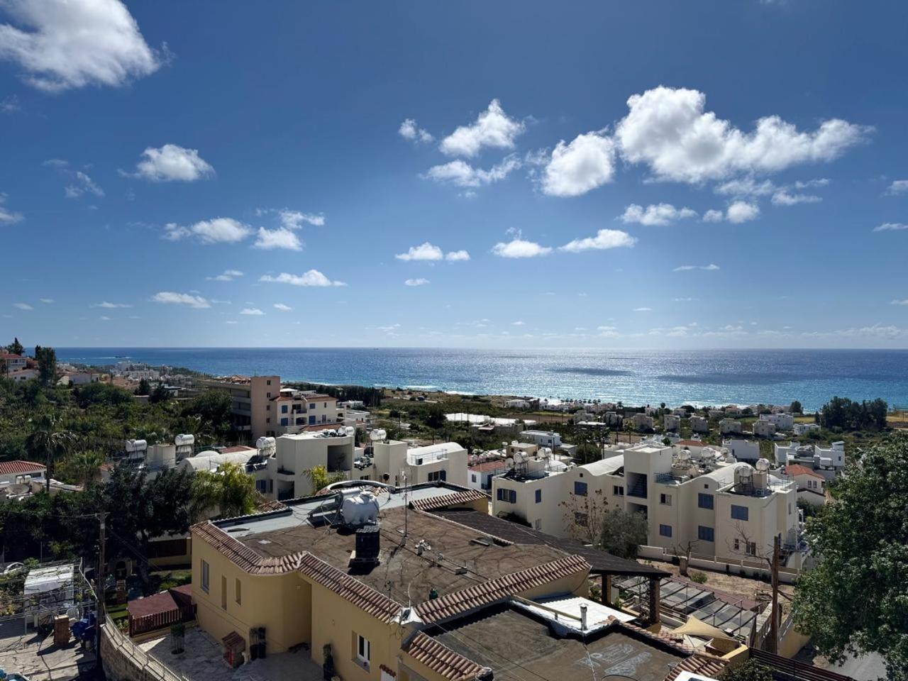 Sea Breeze Panoramic Ocean View