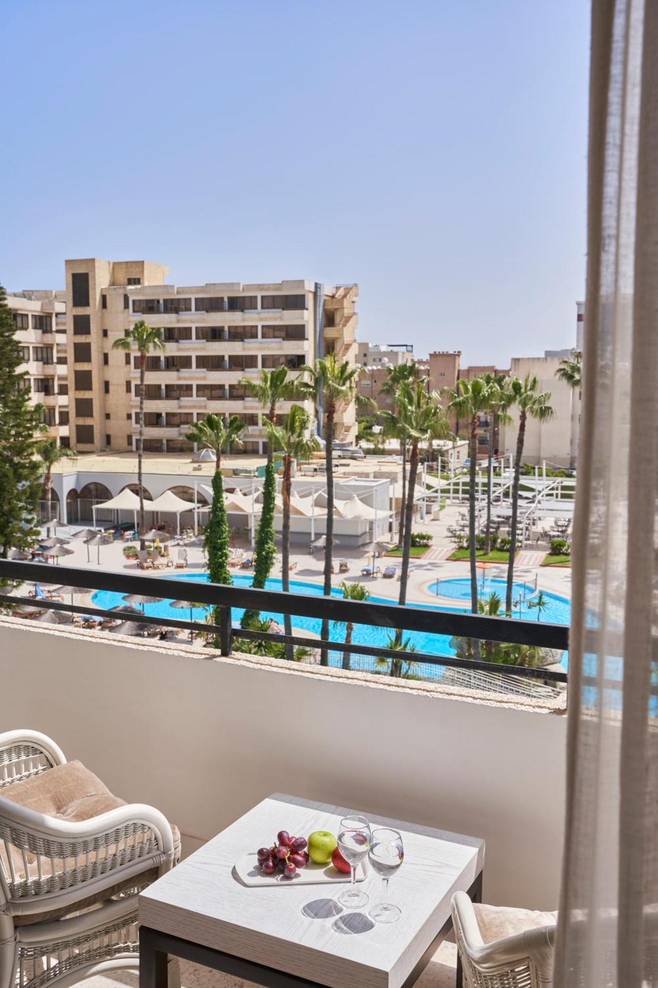 Atlantica Oasis Hotel 4*