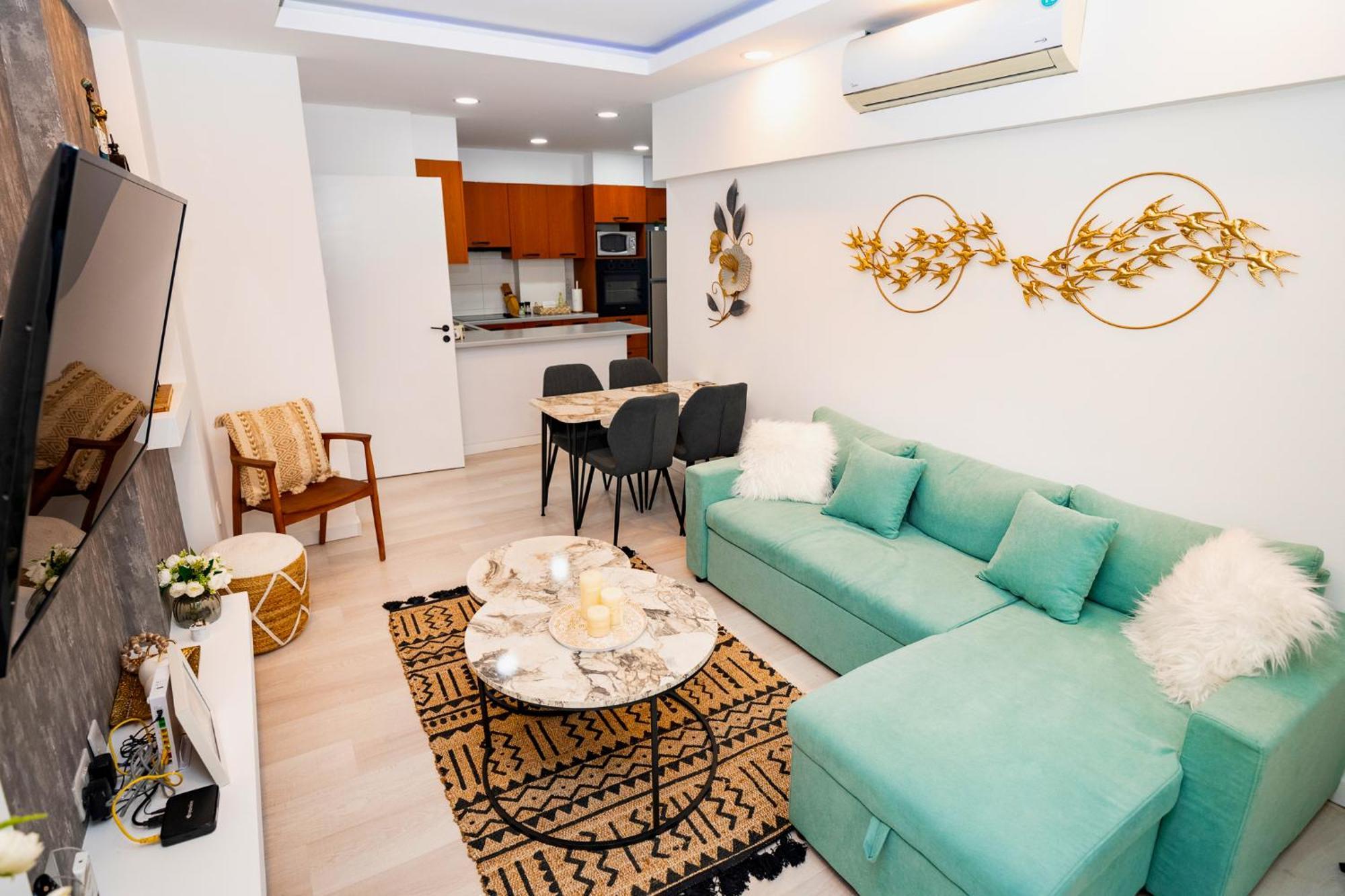 Lazuli Sea View Beachfront Ap 21 Larnaca