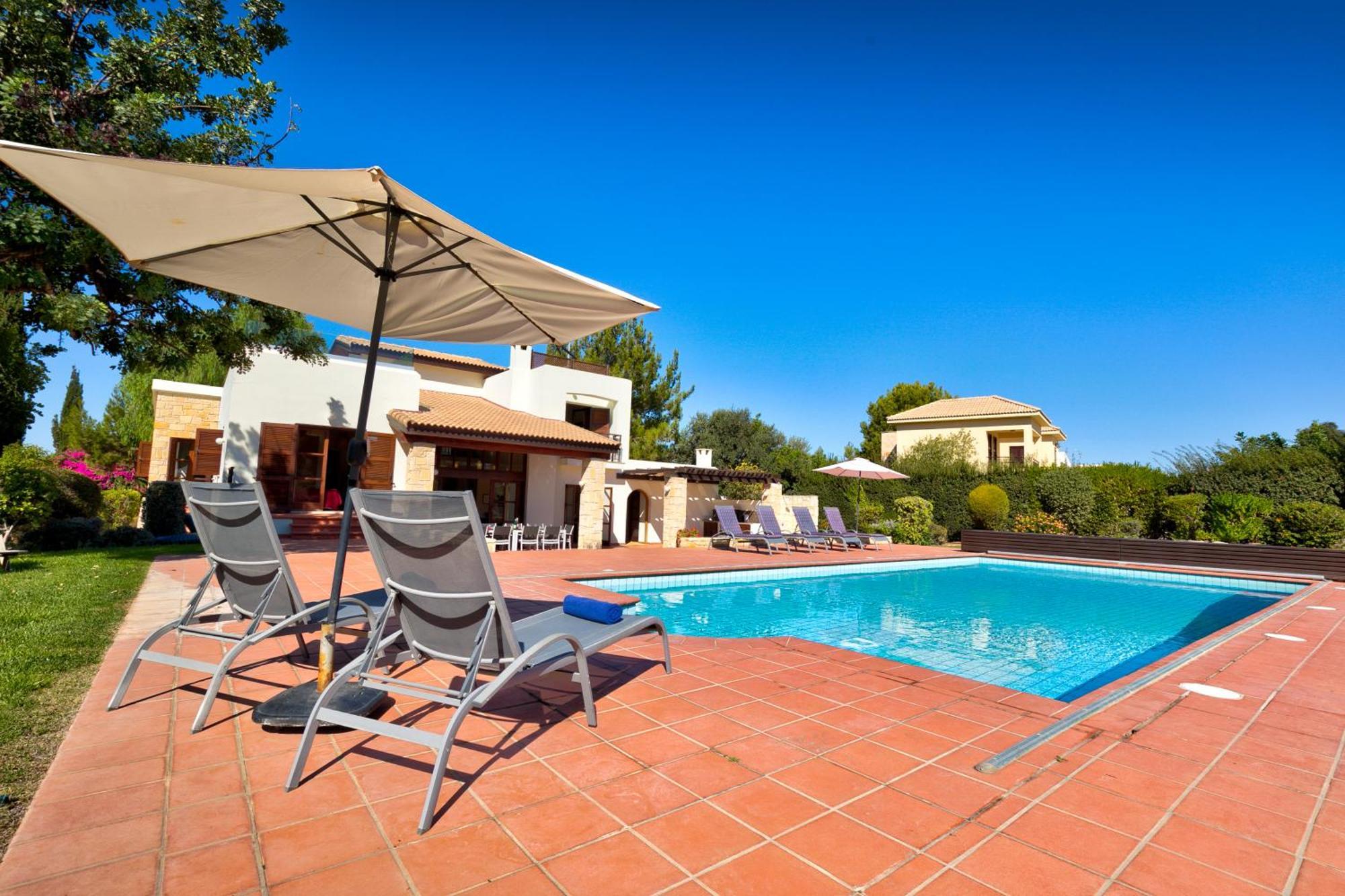 Villa 3 Bedroom Villa Limni With Private Pool And Gardens, Aphrodite Hills Resort Kouklia