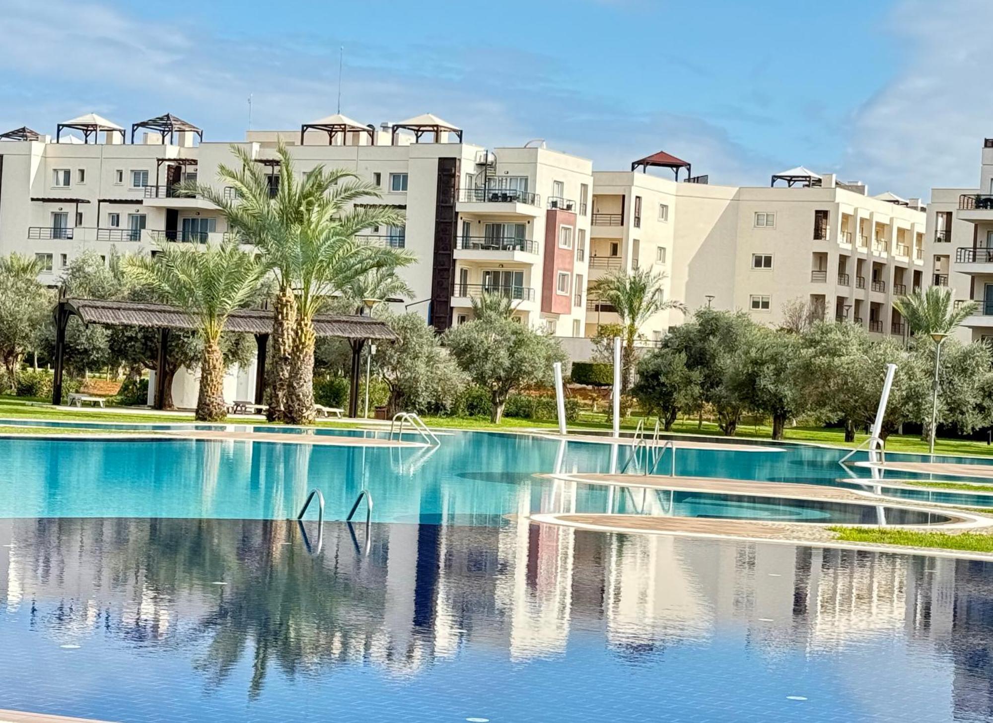 Tranquil By The Sea Apartment Vokolidha