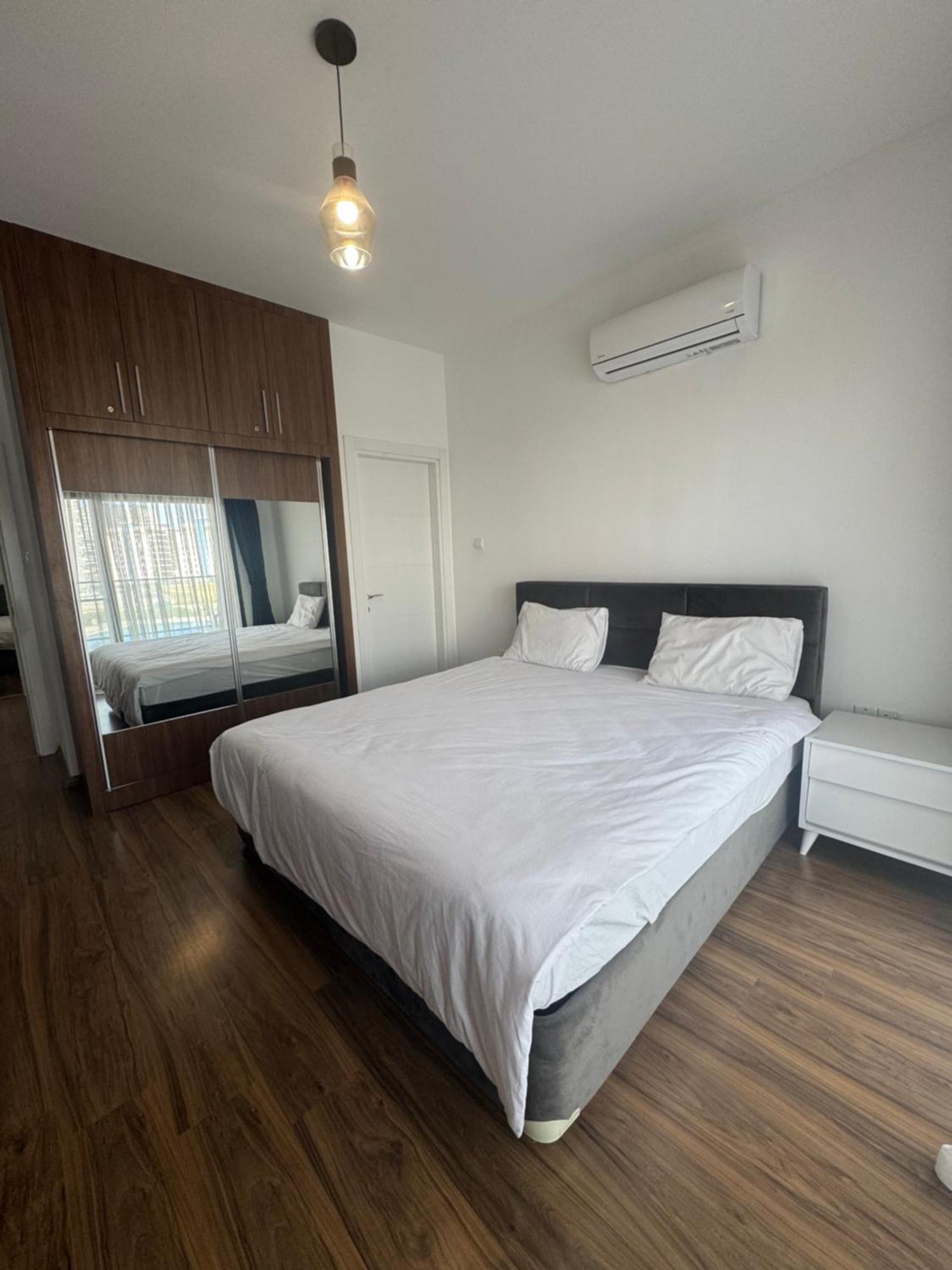 Caesar & - With 2 Bedroom - Aurelius Apartment