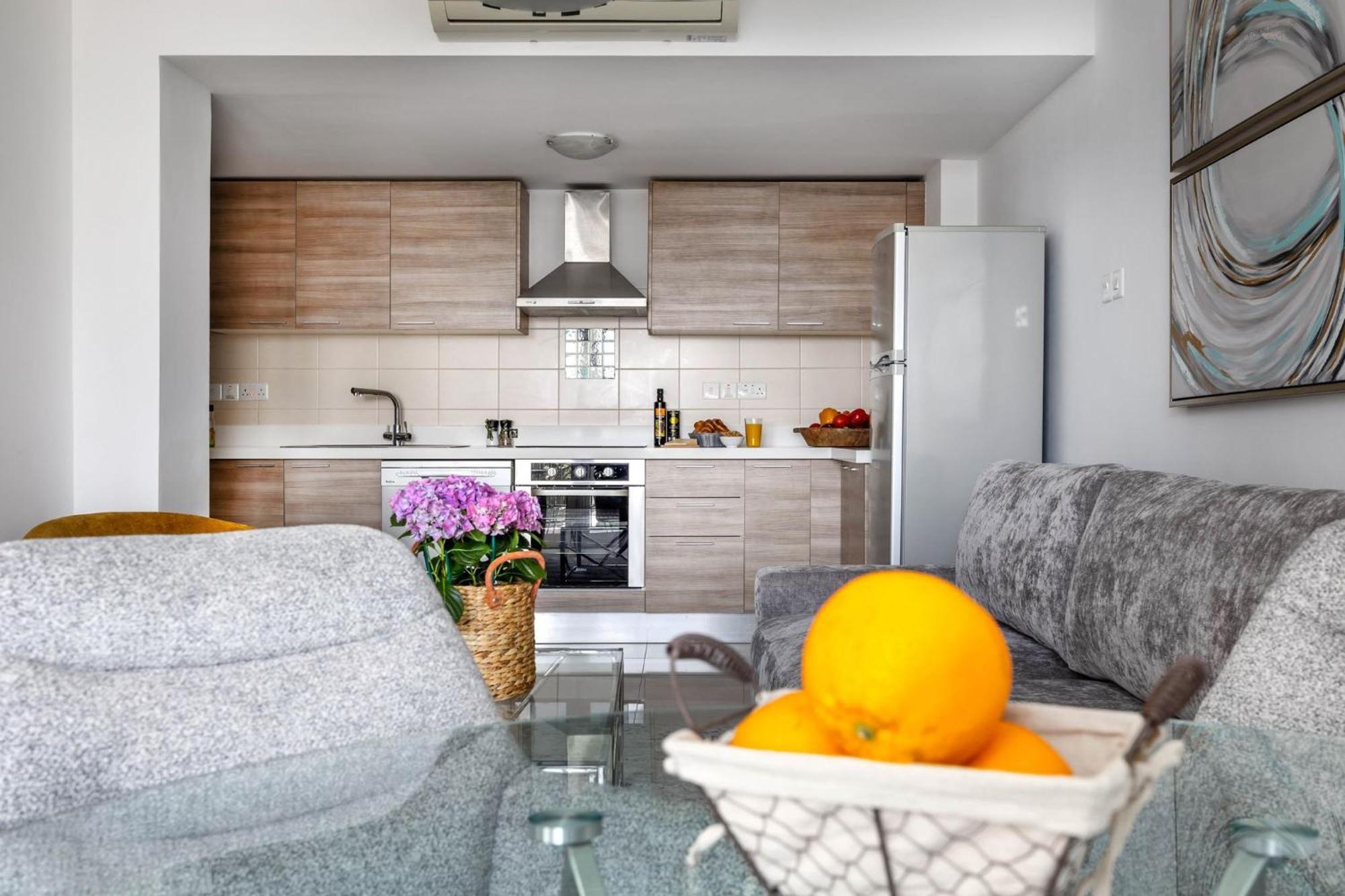 Appartement Marathon With Shared Pool *