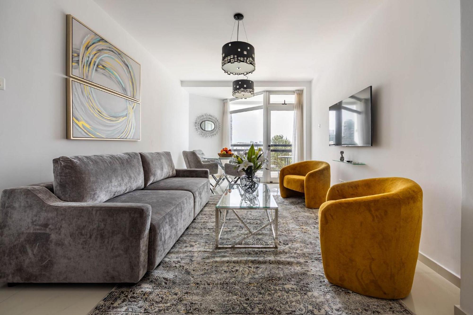 Marathon With Shared Pool Appartement
