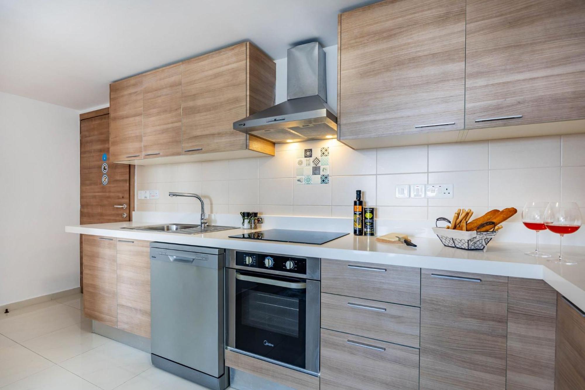 Marathon With Shared Pool Appartement *