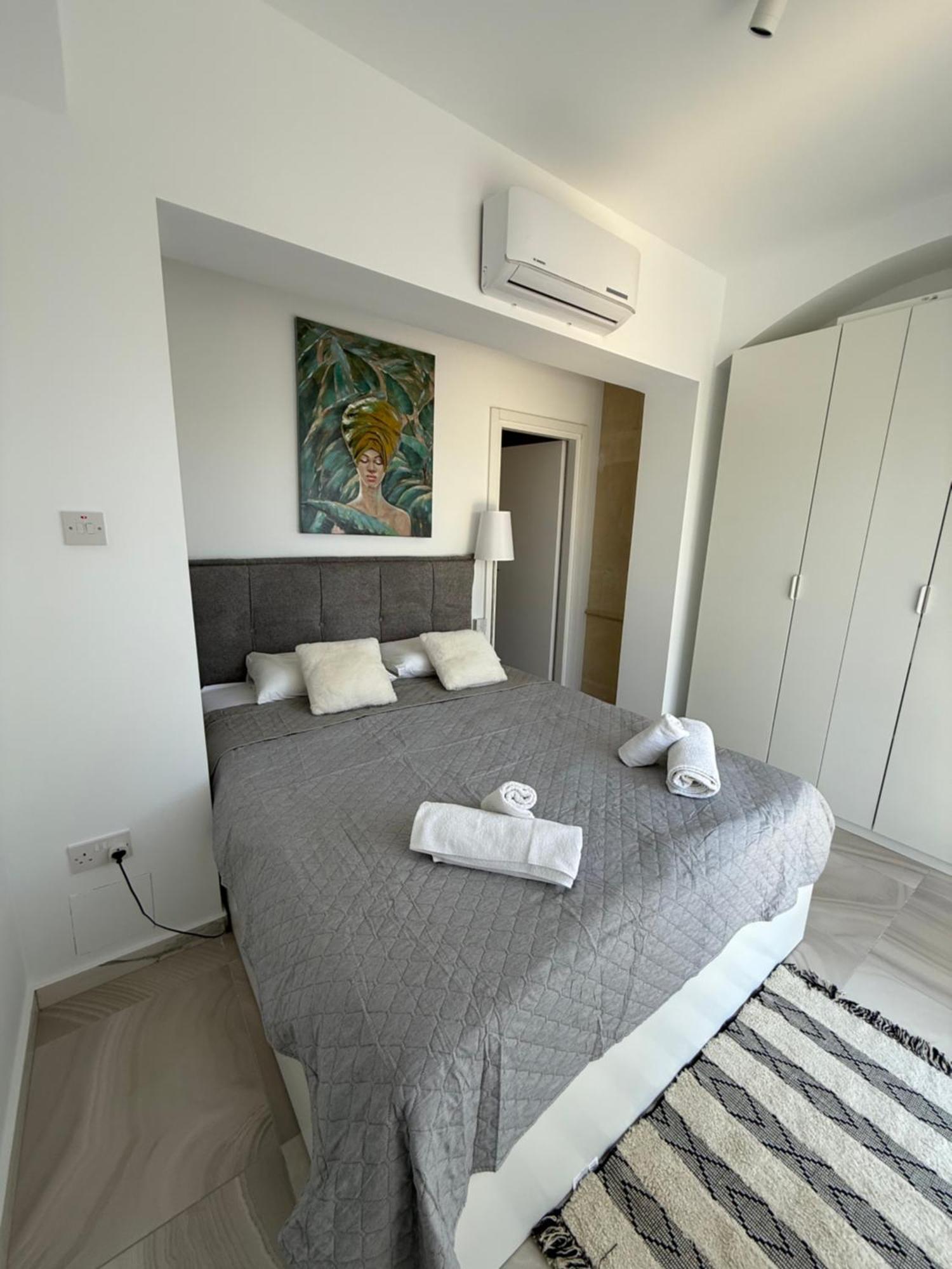 Villa Lachi Marina #17 *