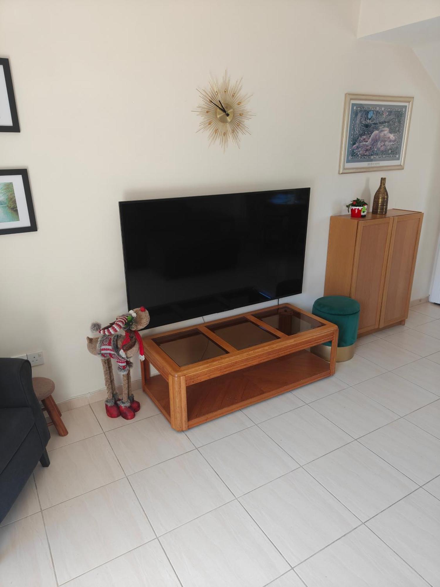 Eva Gardens Corner House With Stunning Garden And Huge Swimming Pool Next To Coral Bay