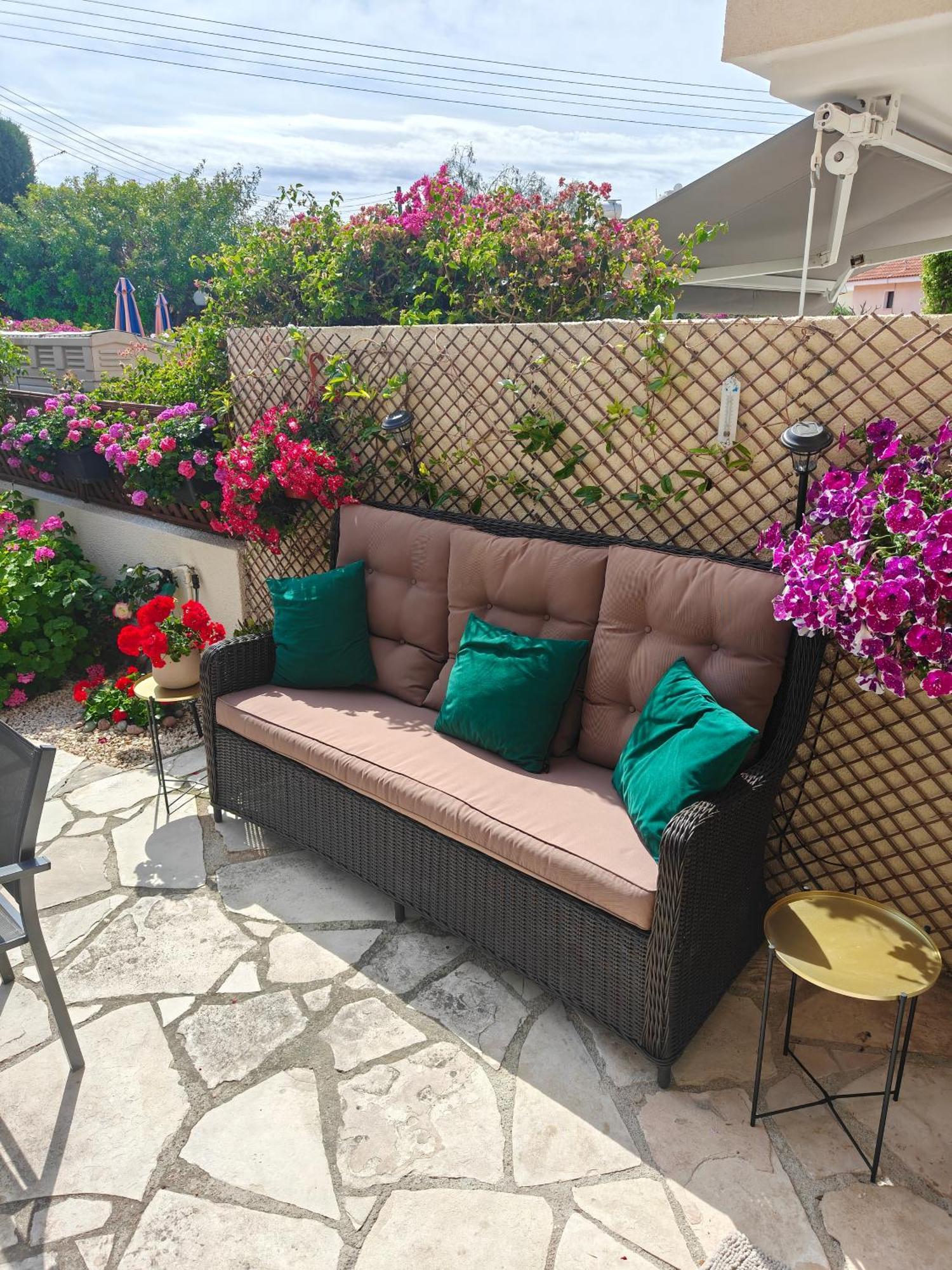 House In Eva Gardens With Pool&garden *