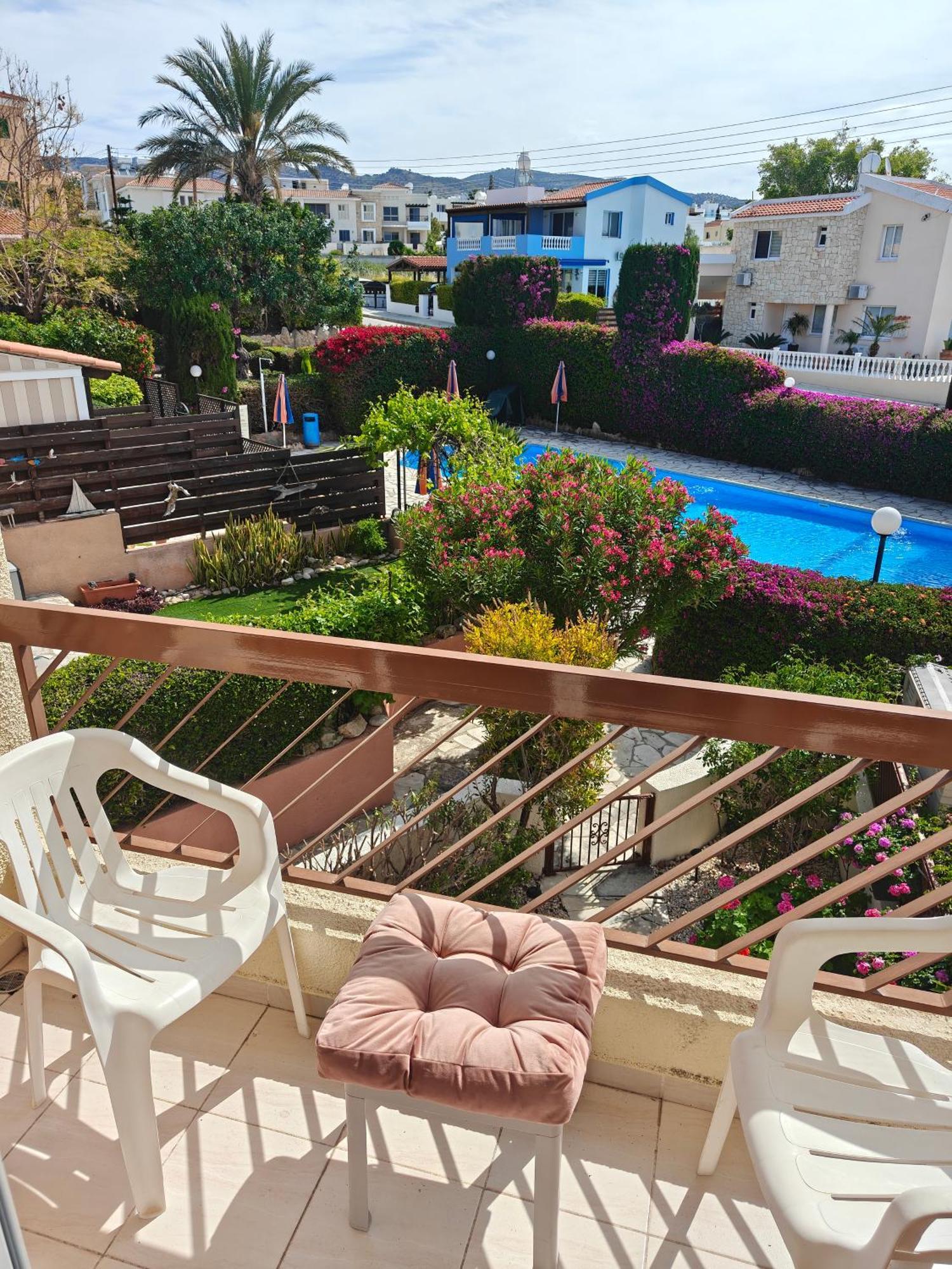 Vakantiehuis House In Eva Gardens With Pool&garden Peyia