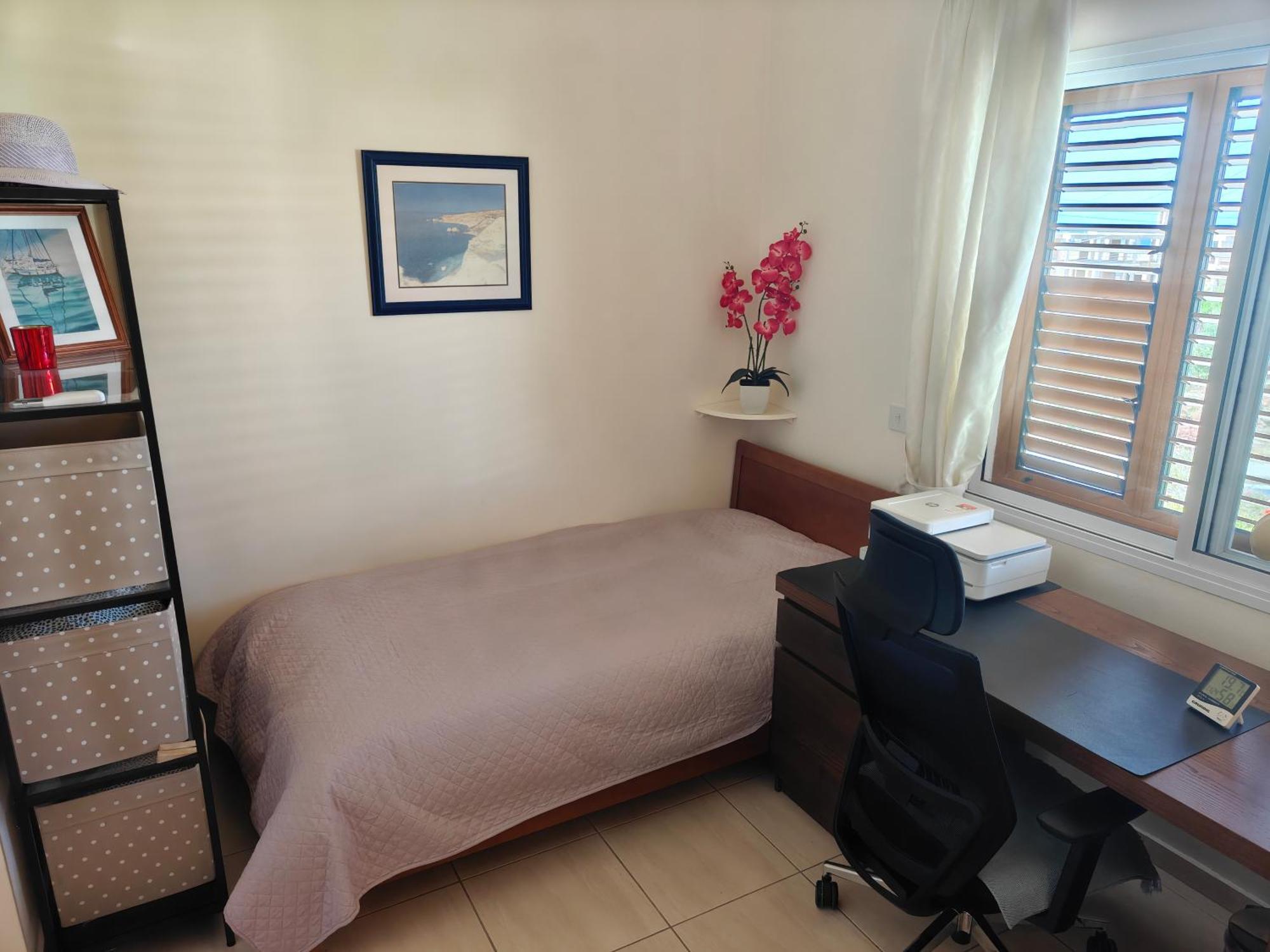 Eva Gardens Corner House With Stunning Garden And Huge Swimming Pool Next To Coral Bay