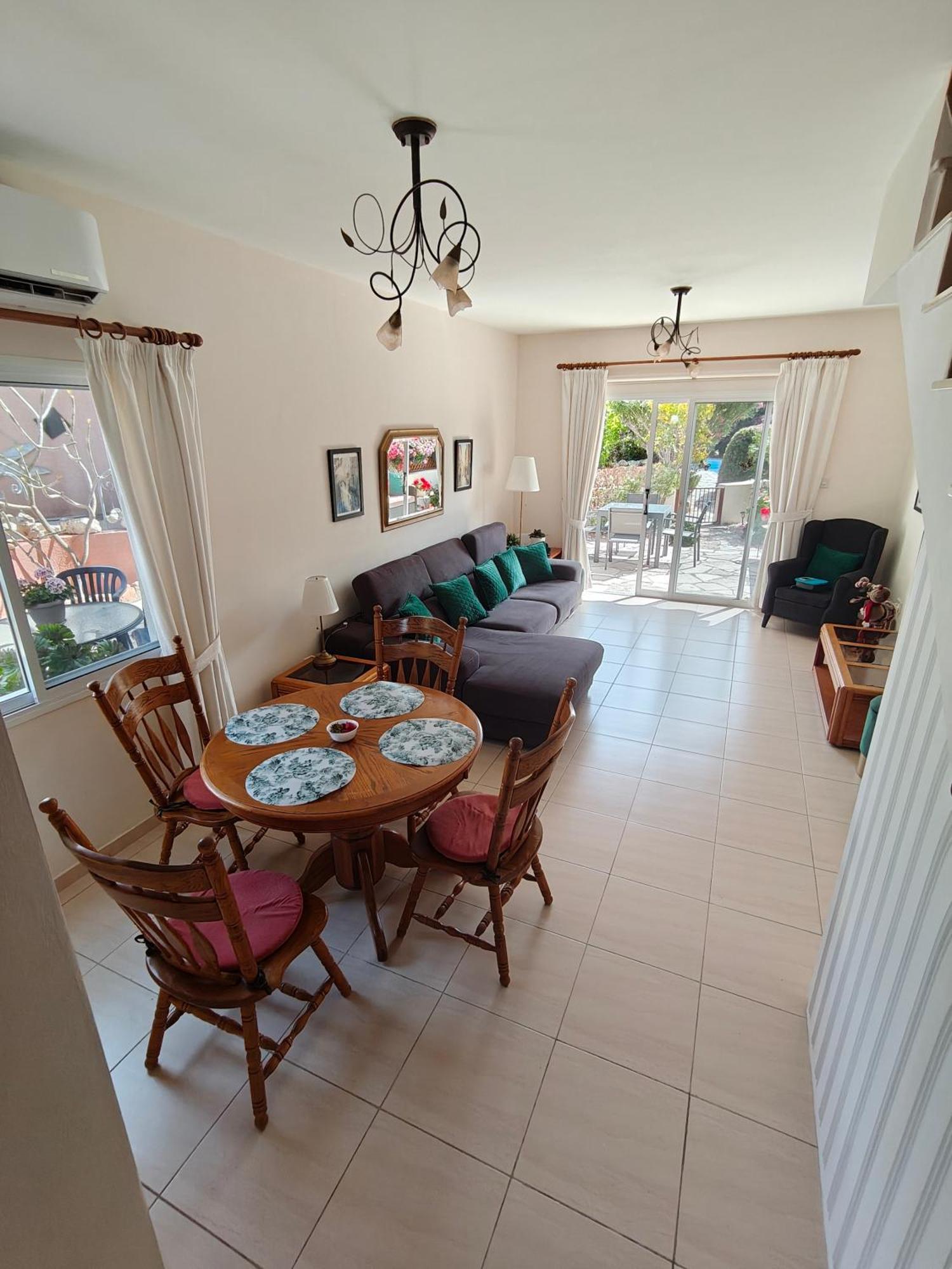 House In Eva Gardens With Pool&garden Peyia