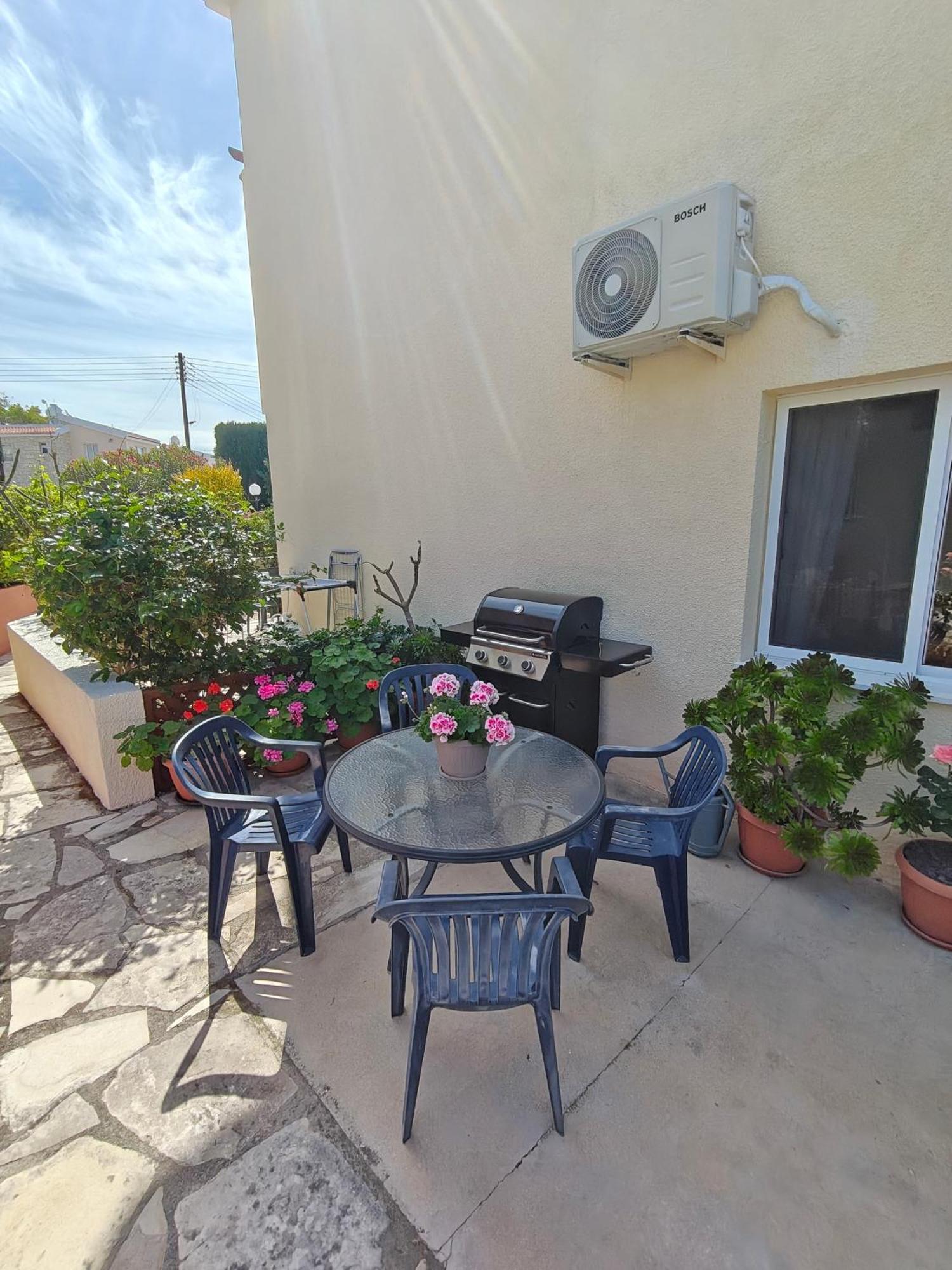 Vakantiehuis House In Eva Gardens With Pool&garden
