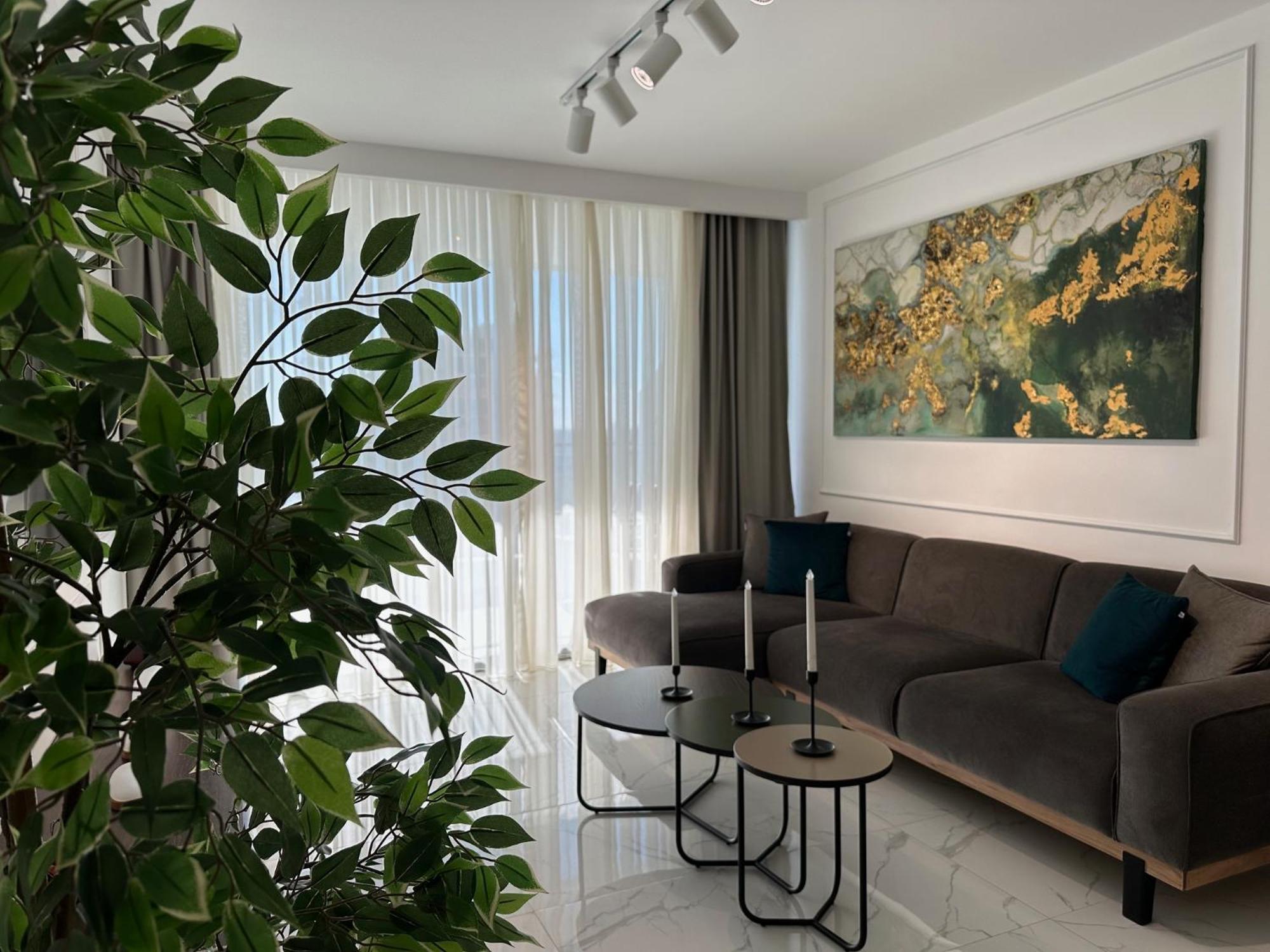 Grand Sapphire Luxury By Myguest Cyprus *