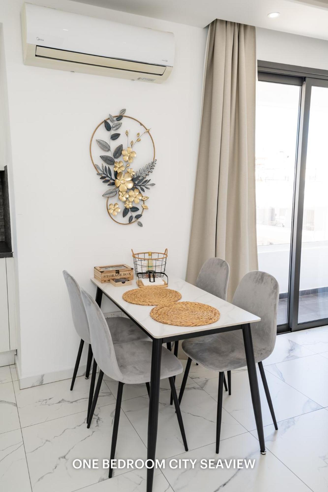 Appartement Lazuli & Seaview Larnaca