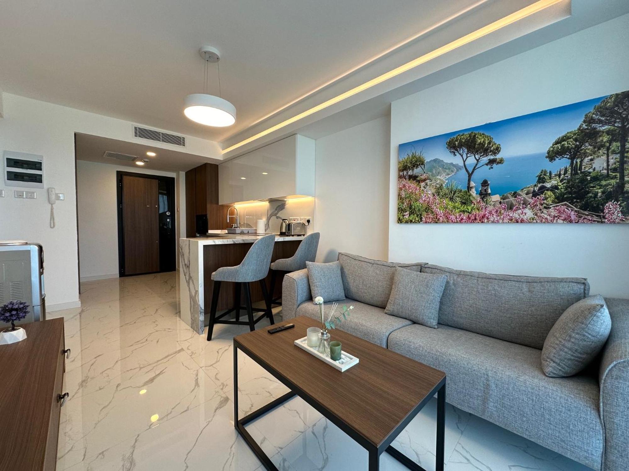Grand Sapphire Luxury By Myguest Cyprus Apartment *