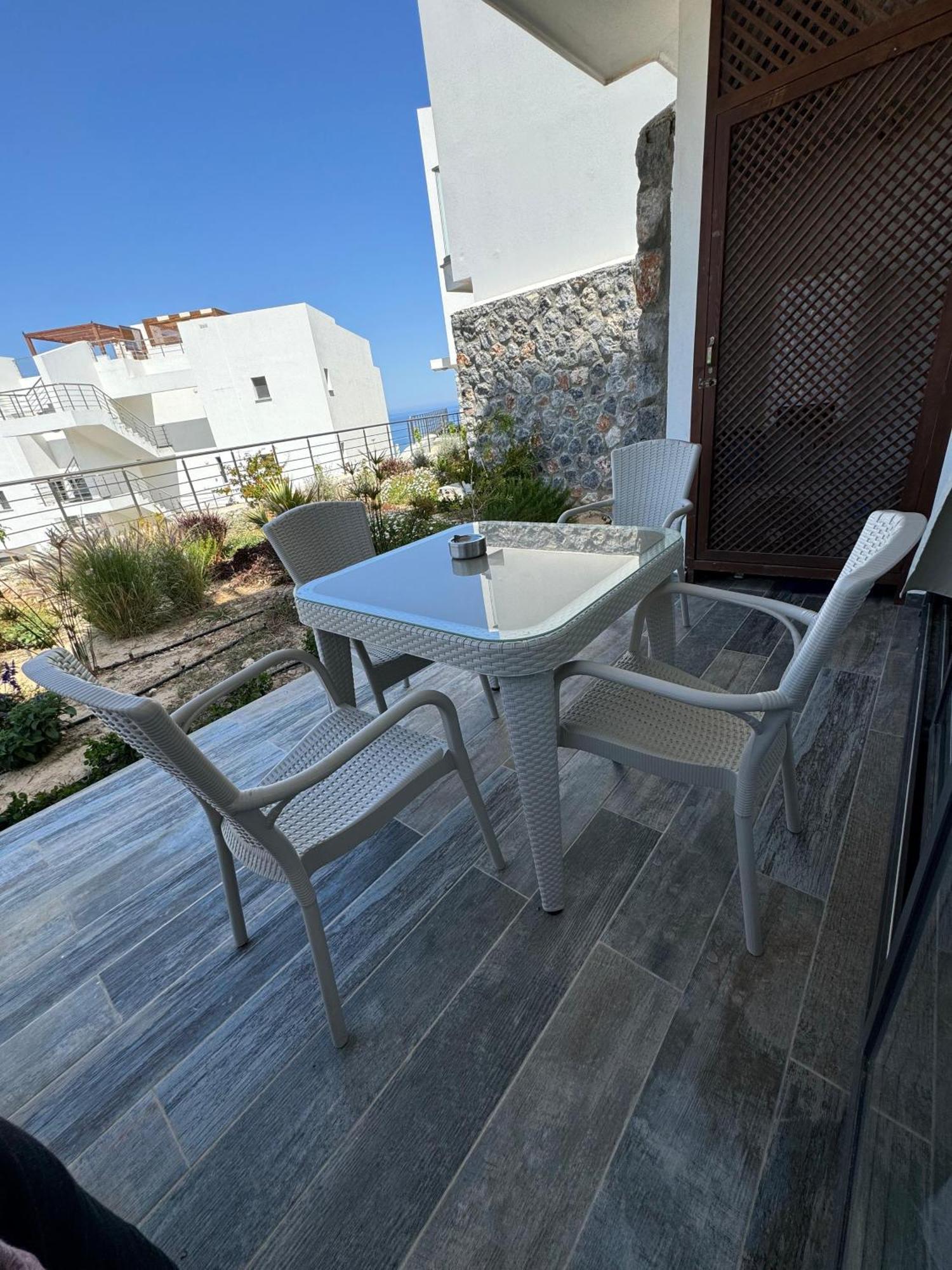 Blue Deja Blue Seaside Appartments