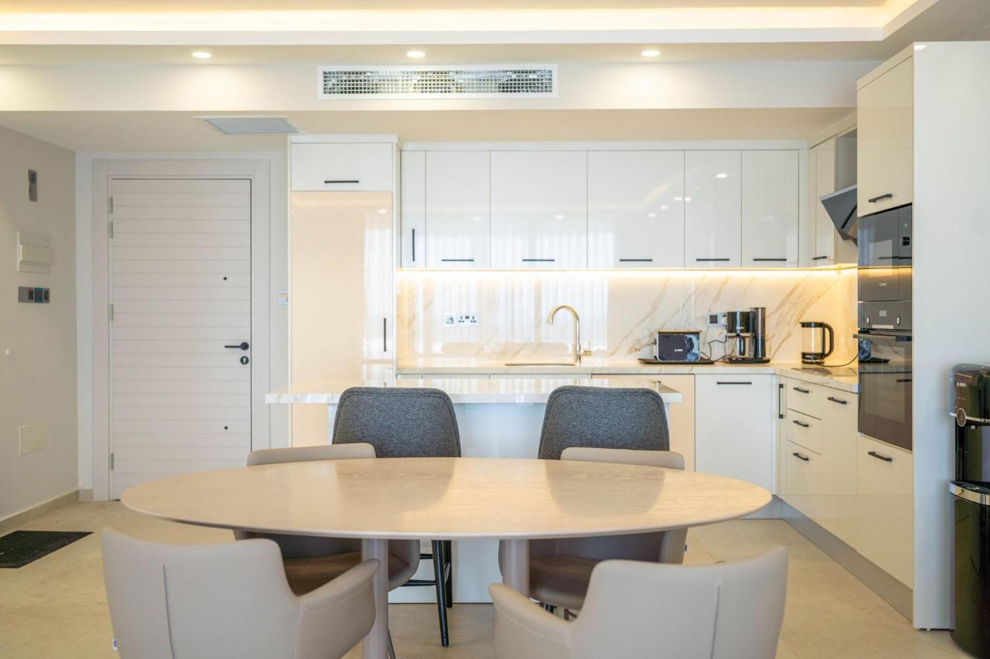 Luxury With Pool And Stunning Sea View Apartment Agios Georgios (Girne)