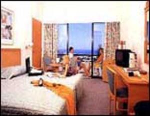 Avanti Village 4*