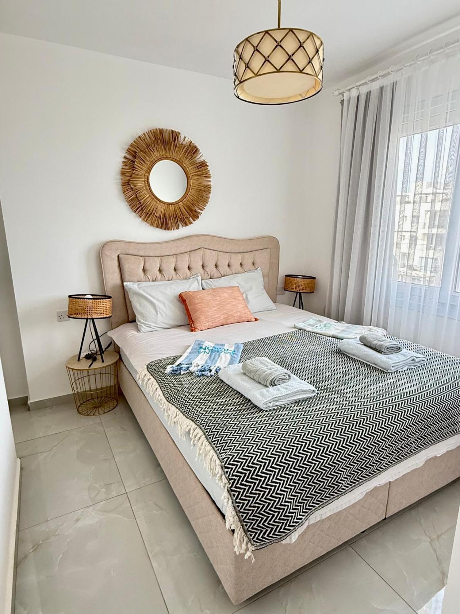 Relaxing Penthouse Suites By The Sea *