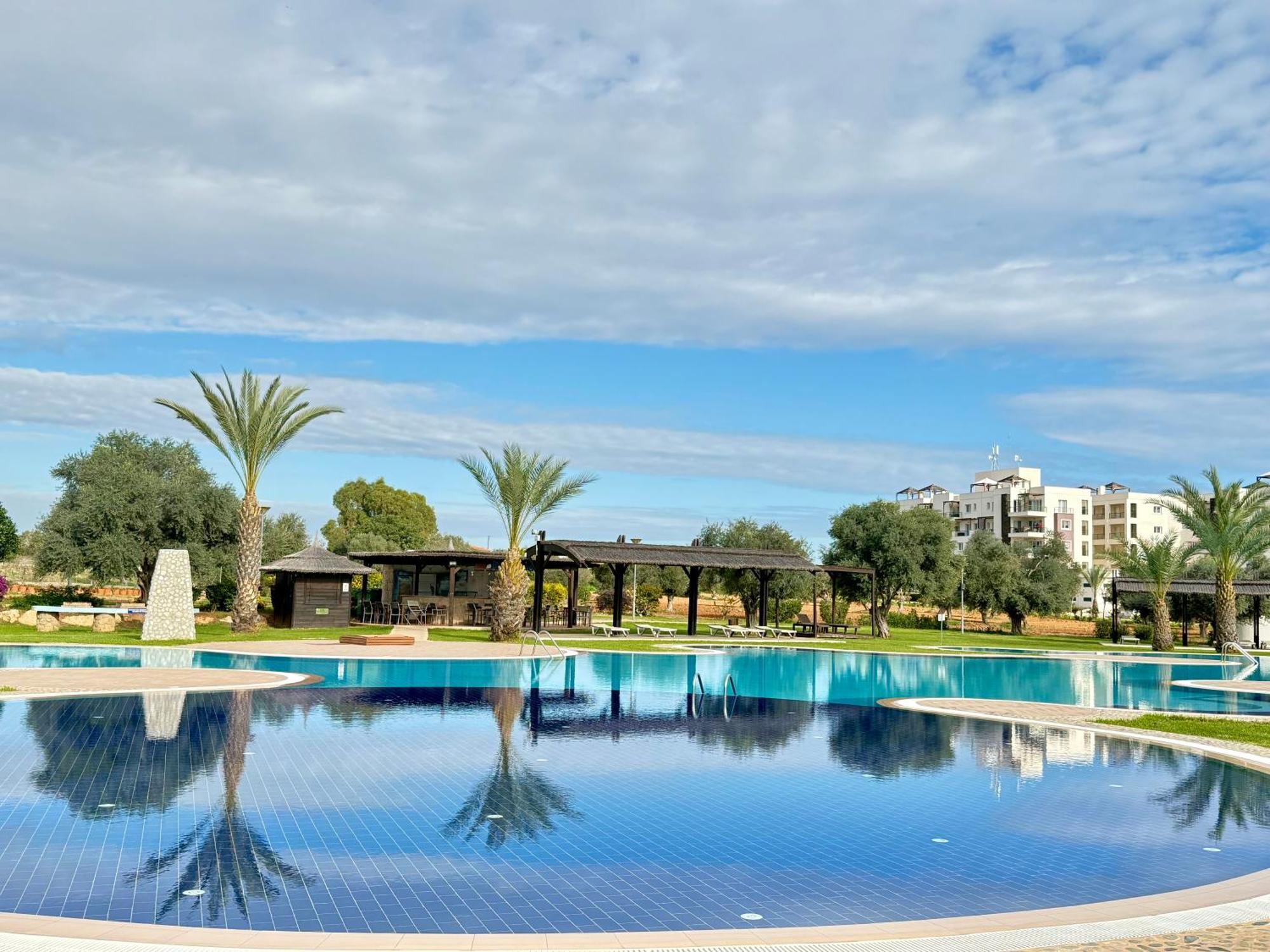 Apartment Relaxing Penthouse Suites By The Sea Vokolidha