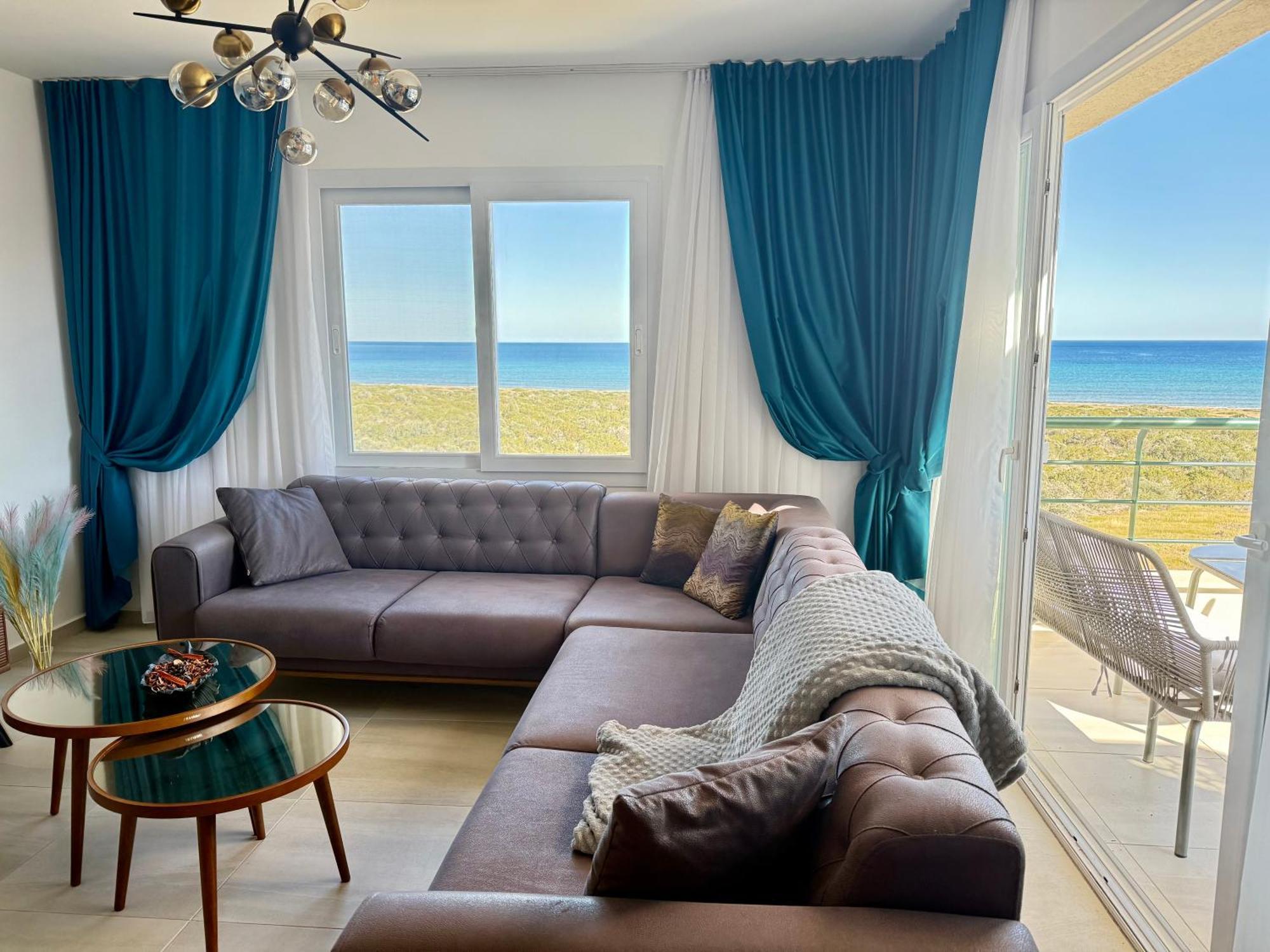 Apartment Relaxing Penthouse Suites By The Sea *