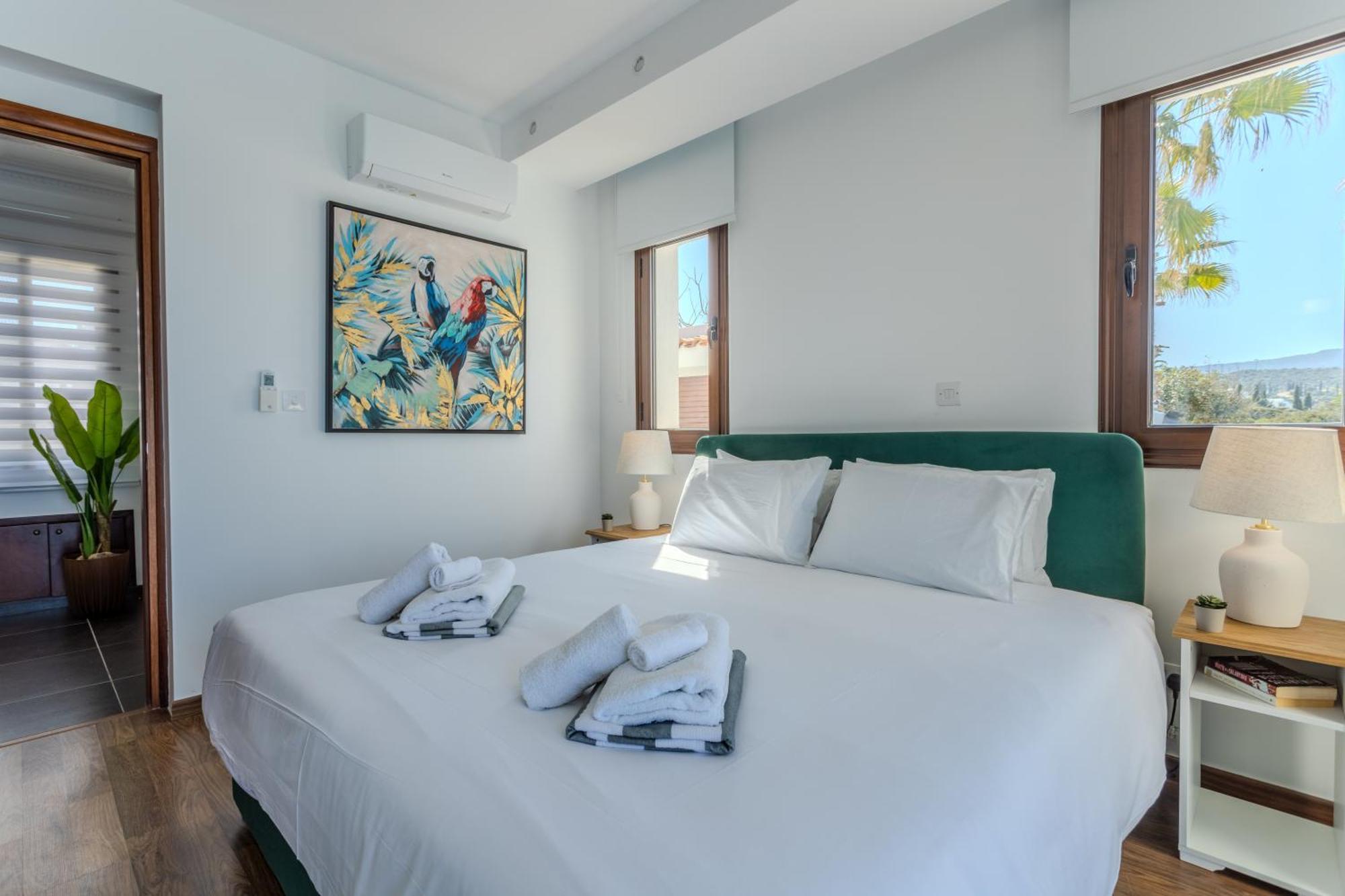 Kallisti & - A Luxury Seaside Retreat Villa *