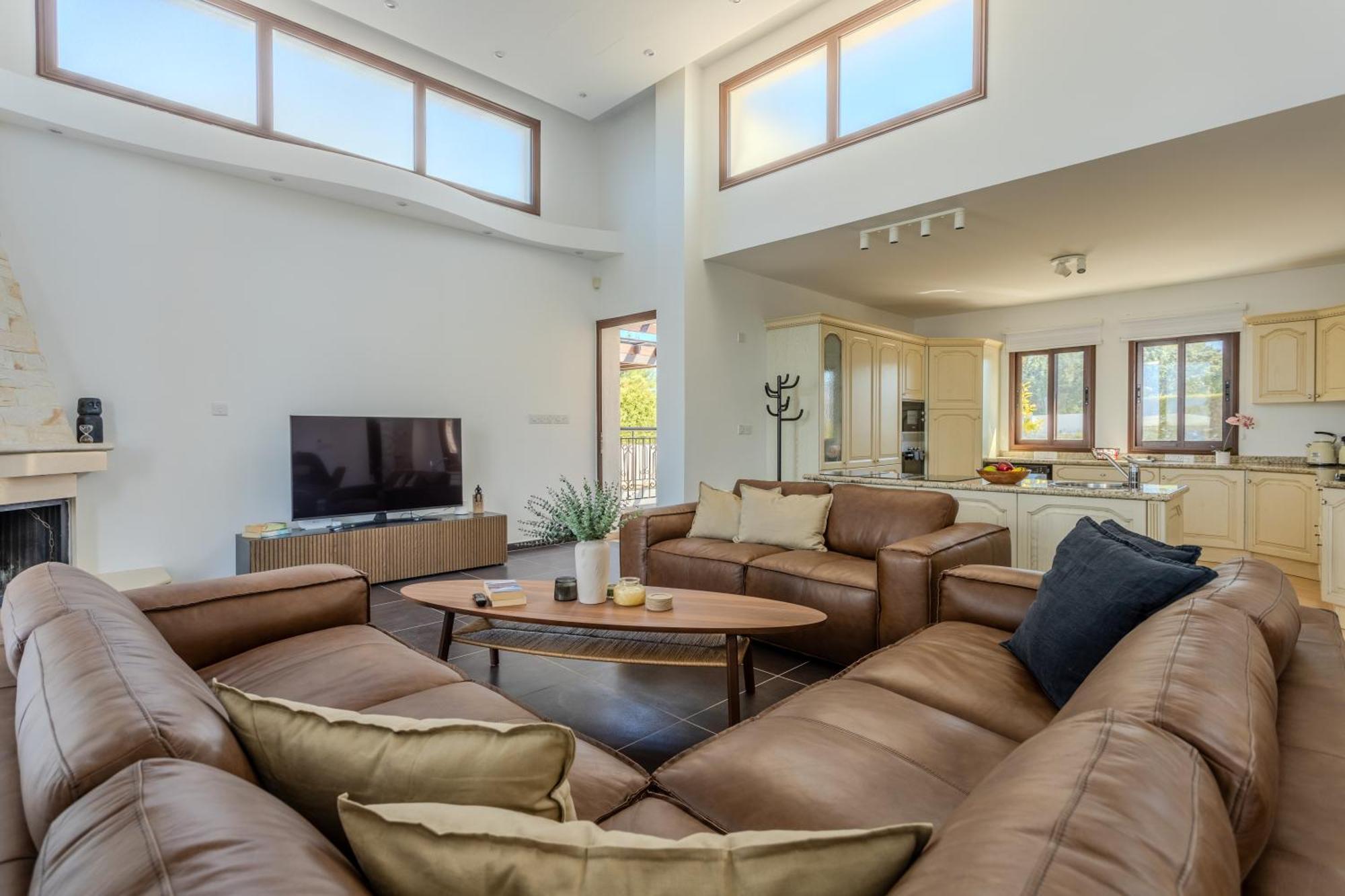 Kallisti & - A Luxury Seaside Retreat Villa Lachi