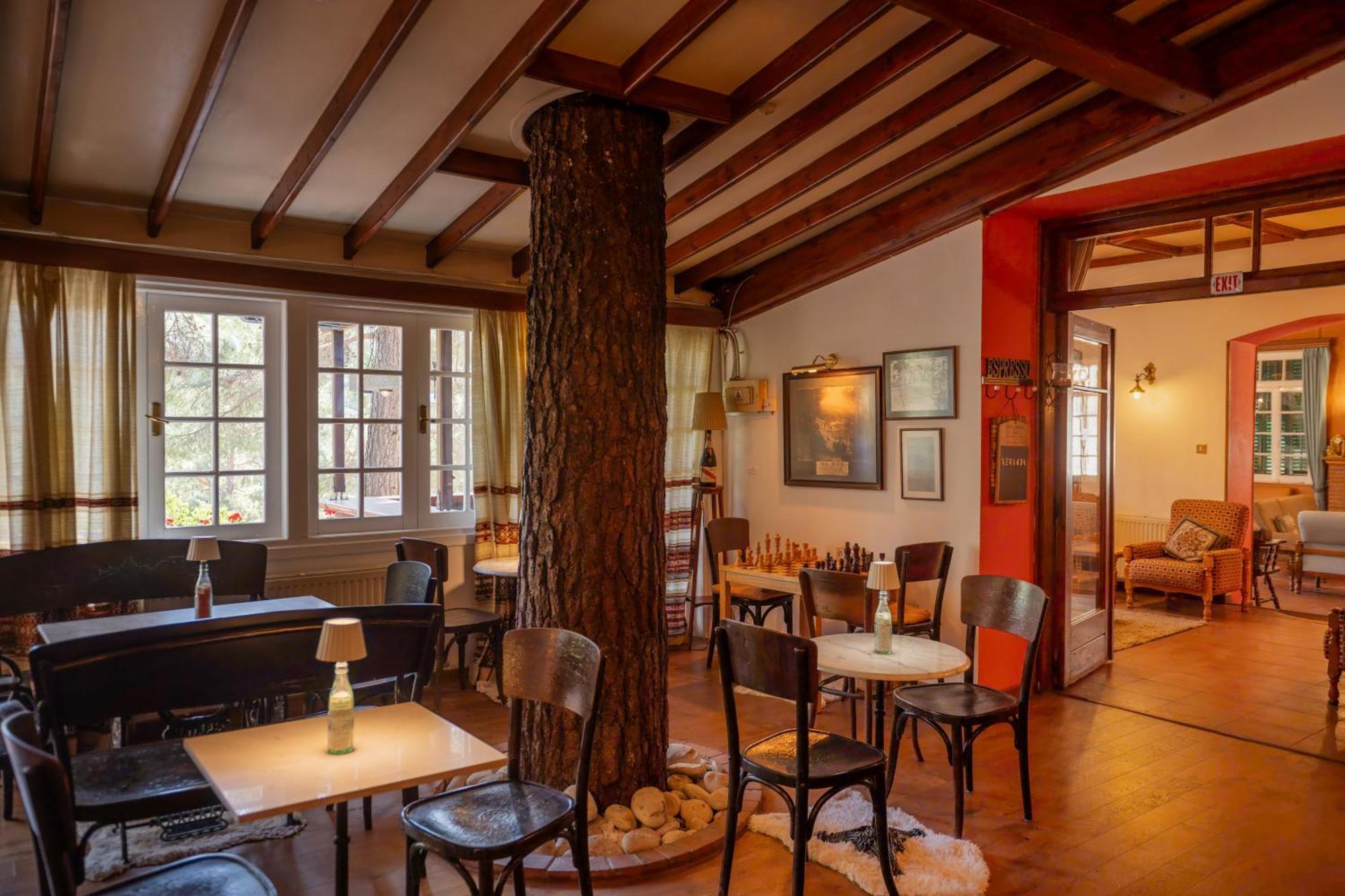 New Helvetia Hotel 3*