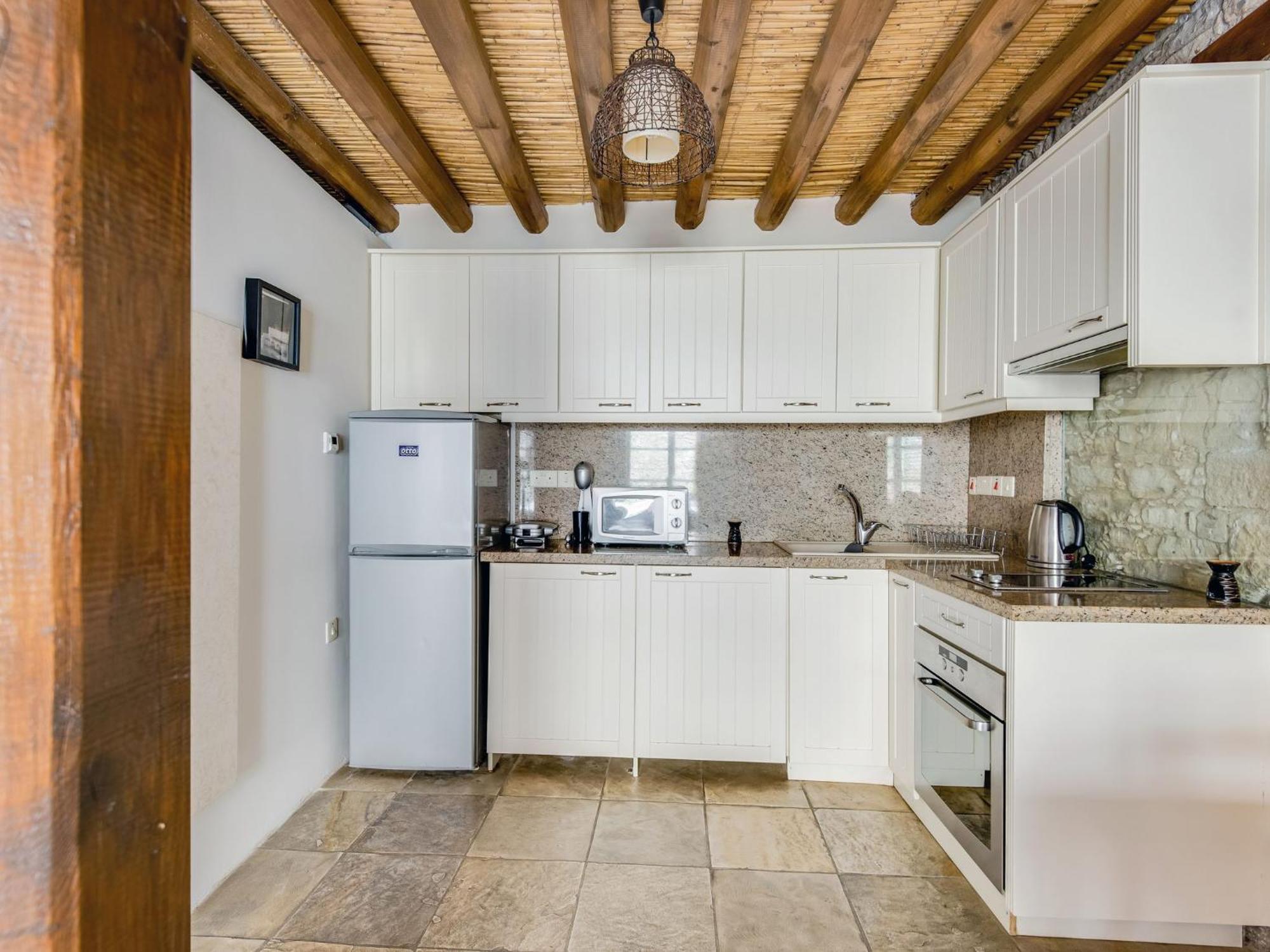 Sanders Arsorama Apartment *