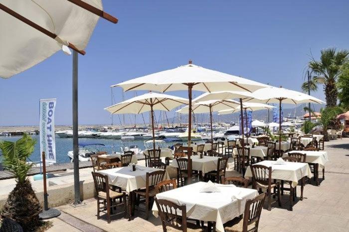 Apt Misia Enas - Modern 2 Bedroom Apartment With Sea Views - Close To Ayia Napa Square