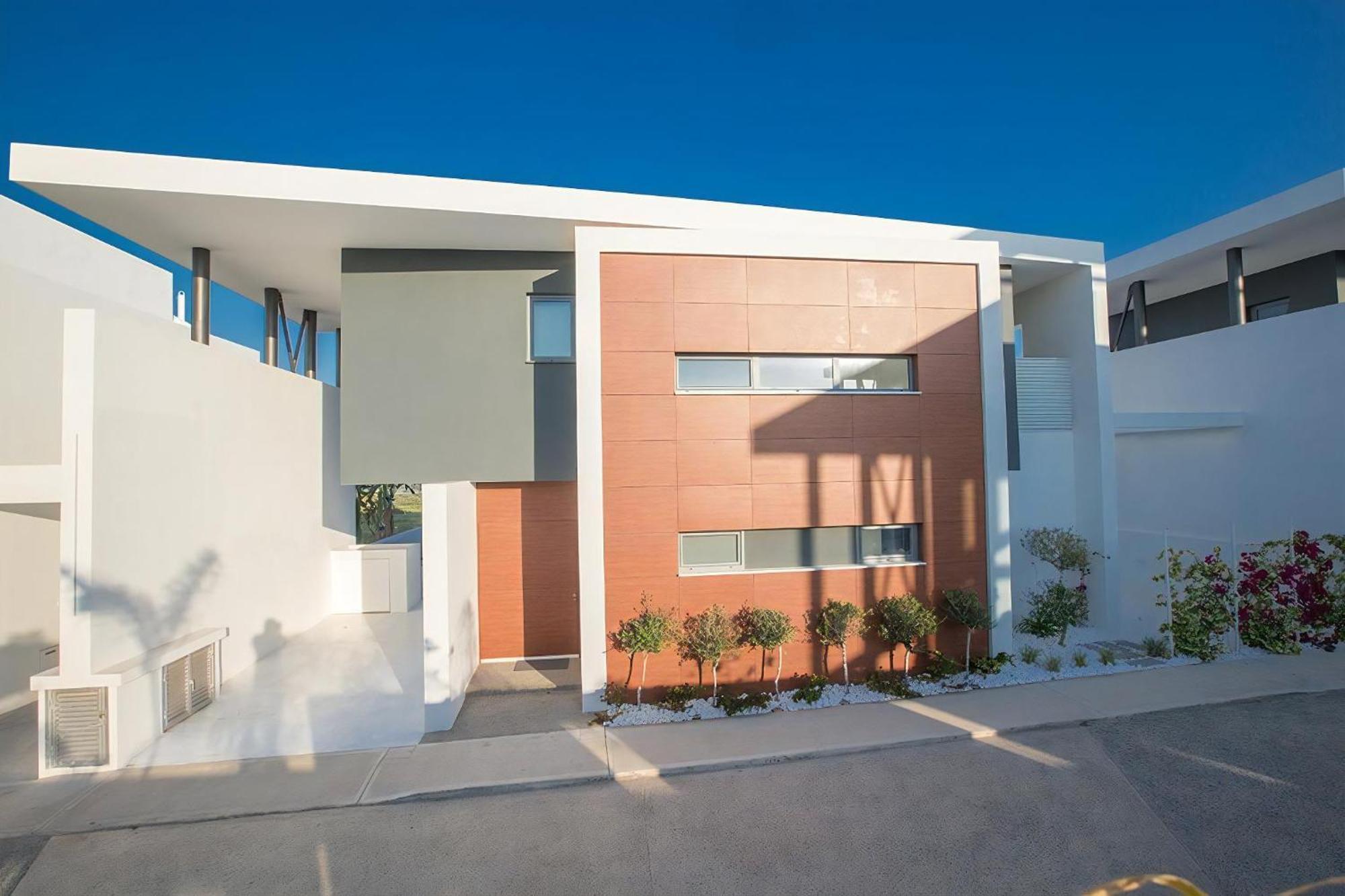 Villa Limni Enas - Luxury And Contemporary 3 Bedroom Kapparis Villa With Sea Views