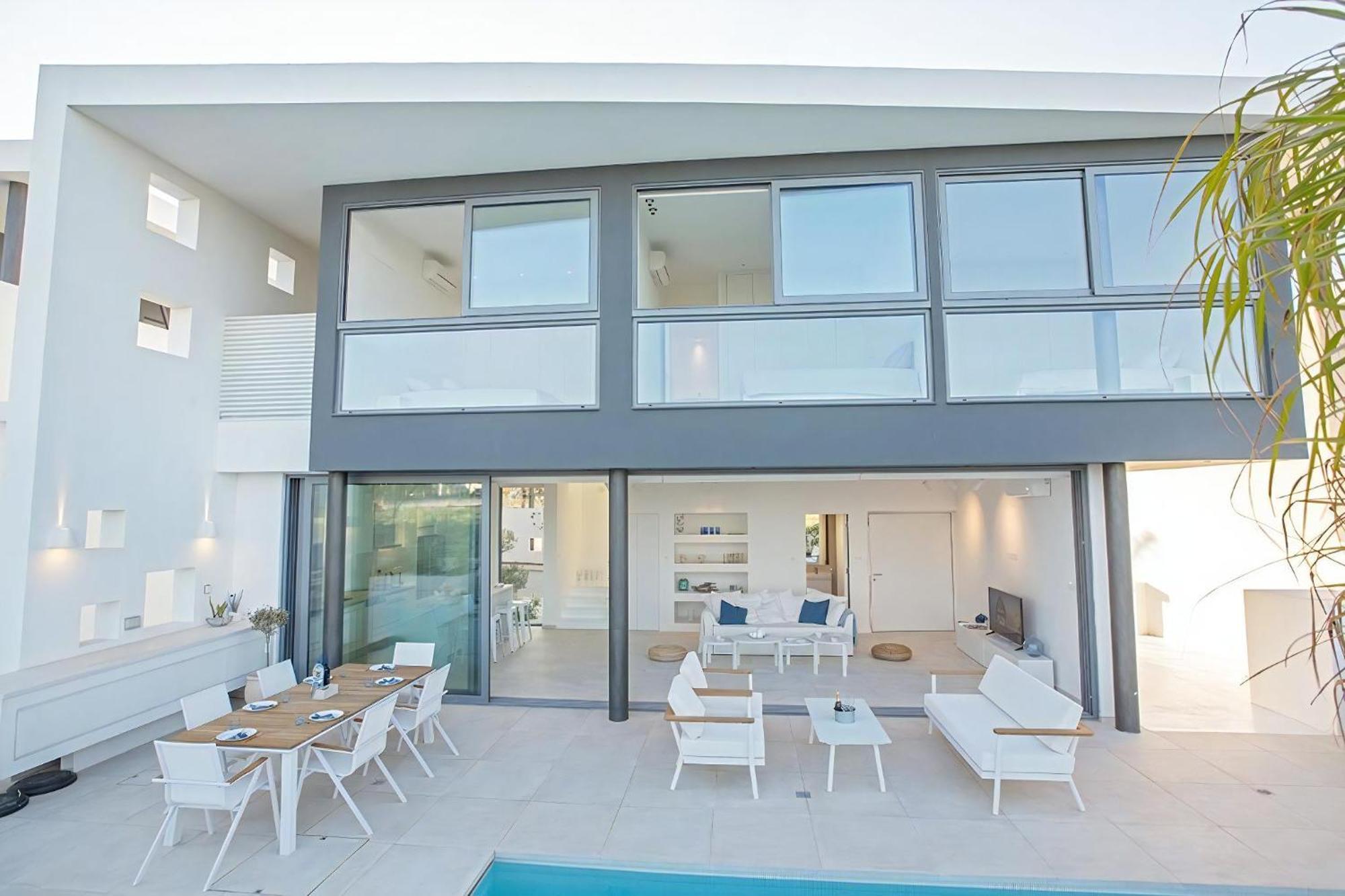 Villa Villa Limni Enas - Luxury And Contemporary 3 Bedroom Kapparis Villa With Sea Views Paralimni