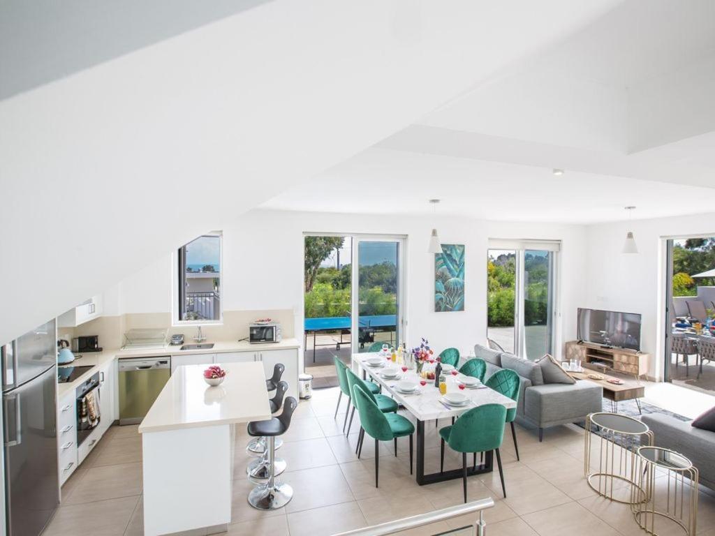 Villa Davina Aq Po490B *