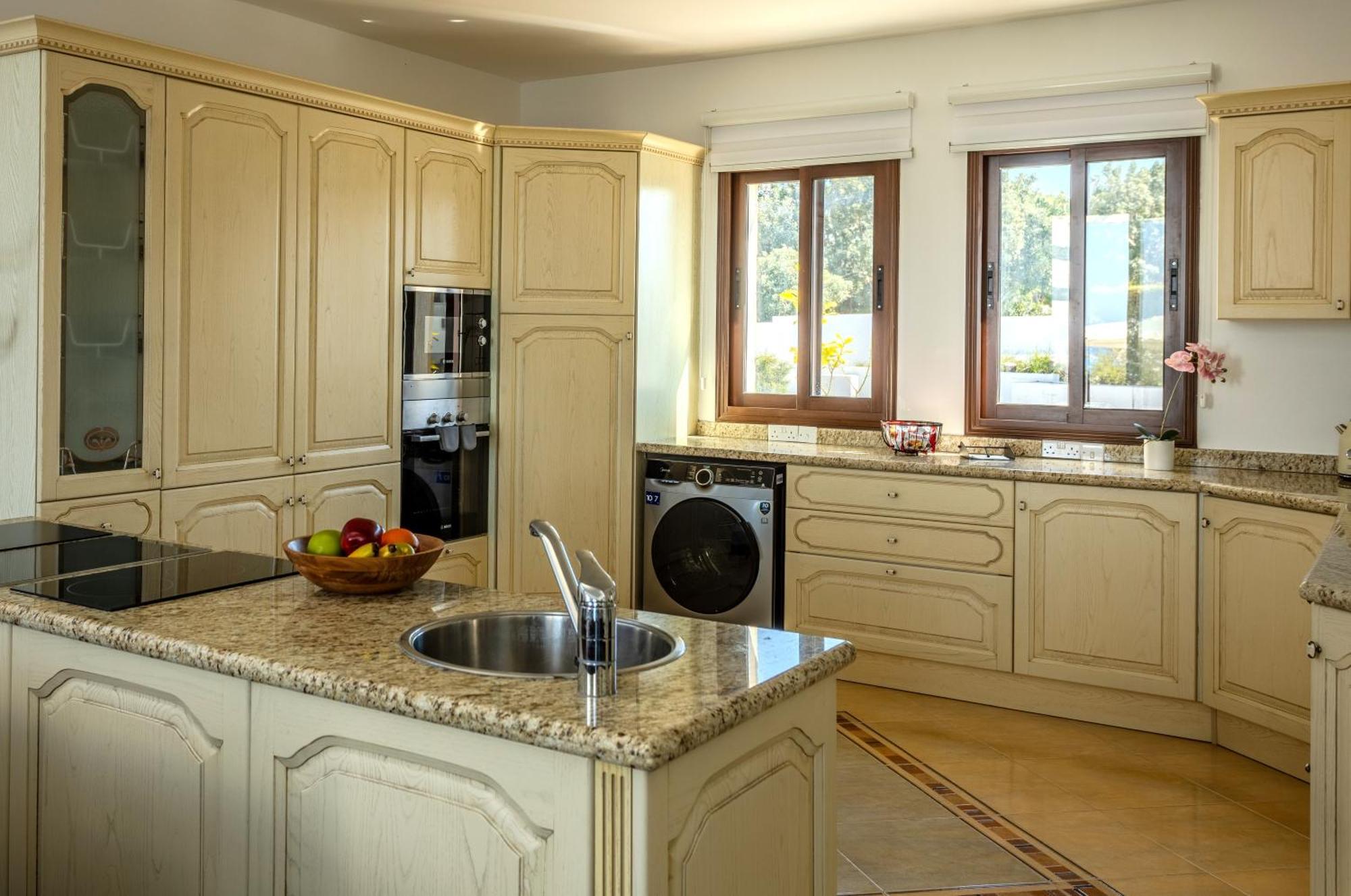 Villa Kallisti & - A Luxury Seaside Retreat