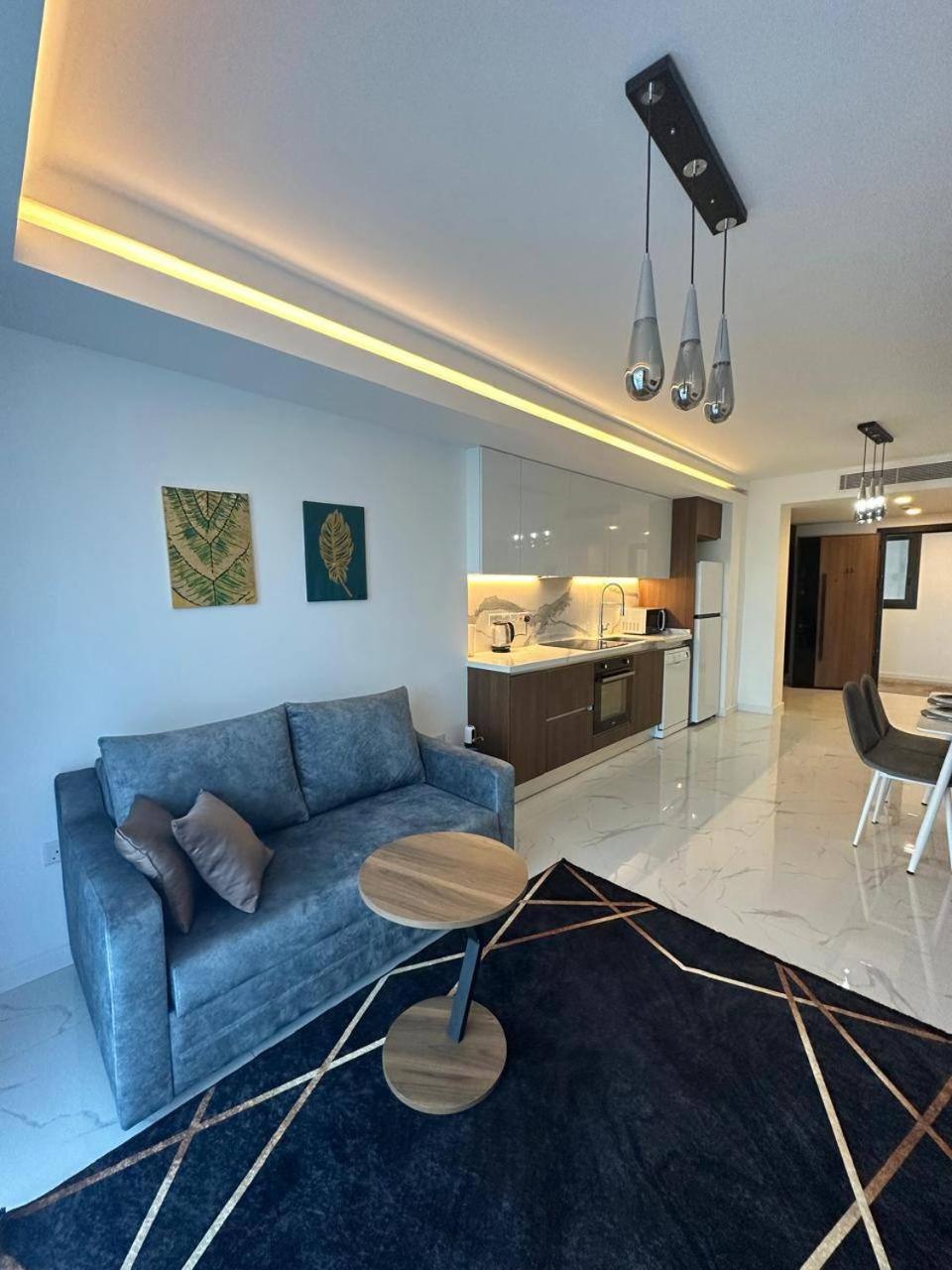 Big Lux 1bdr Grand Sapphire Apartment