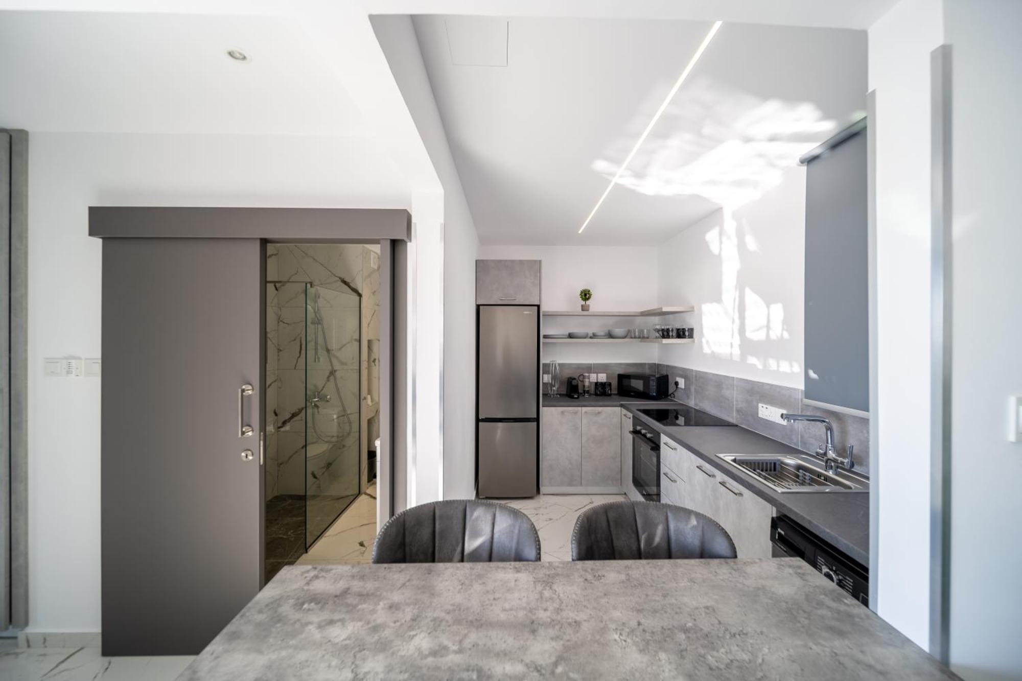 Apartment Hiddengems Residences 202 - The Lxr Penthouse - Pool & Steps To *