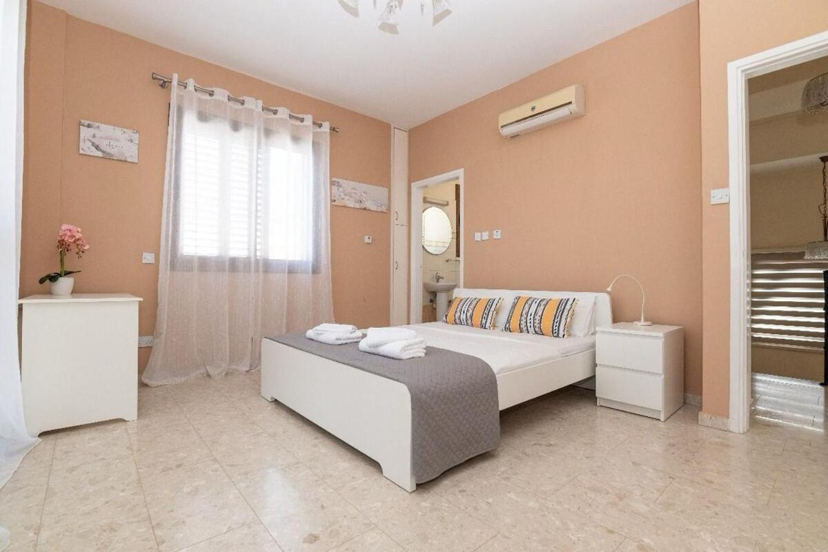 Malama 28 Ekaterina Villa *
