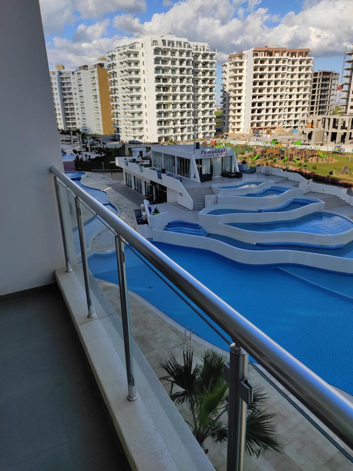 Apartment Caesar & - 1 Bed Luxury Trikomo