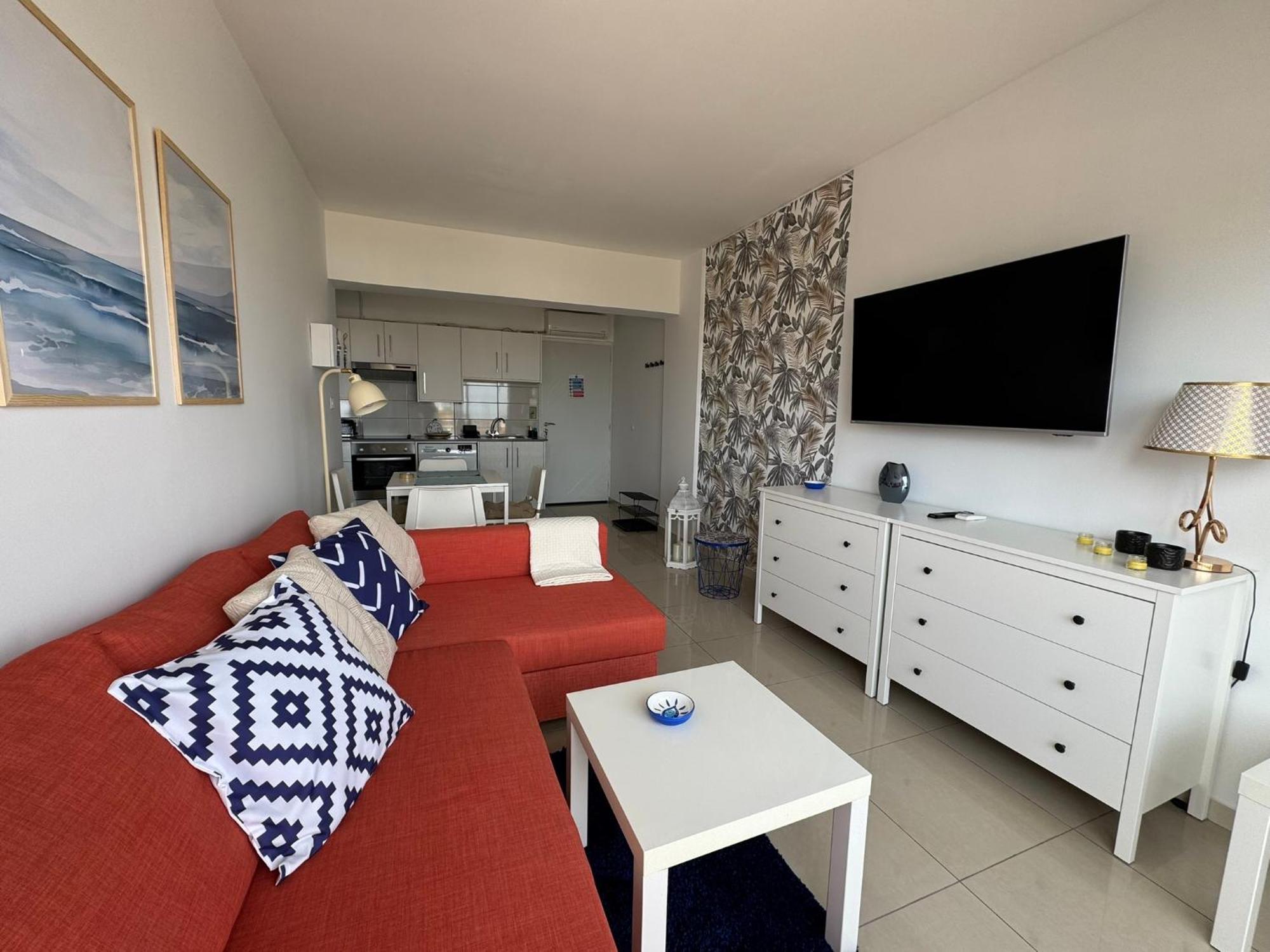 Sunset Bay Apartment