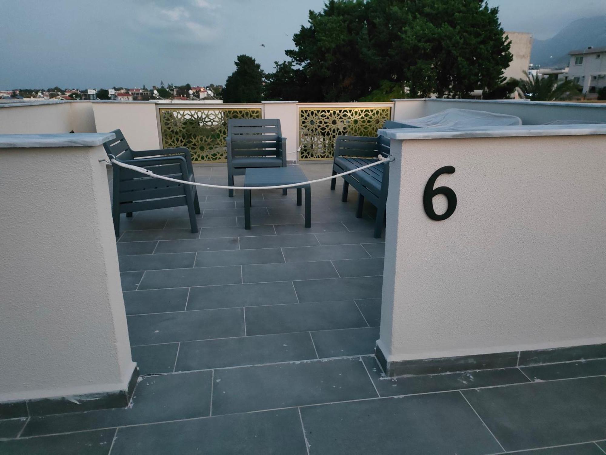 Esta Palm Living And Bedroom, 250 M From Apartment Kyrenia (Northern Cyprus)
