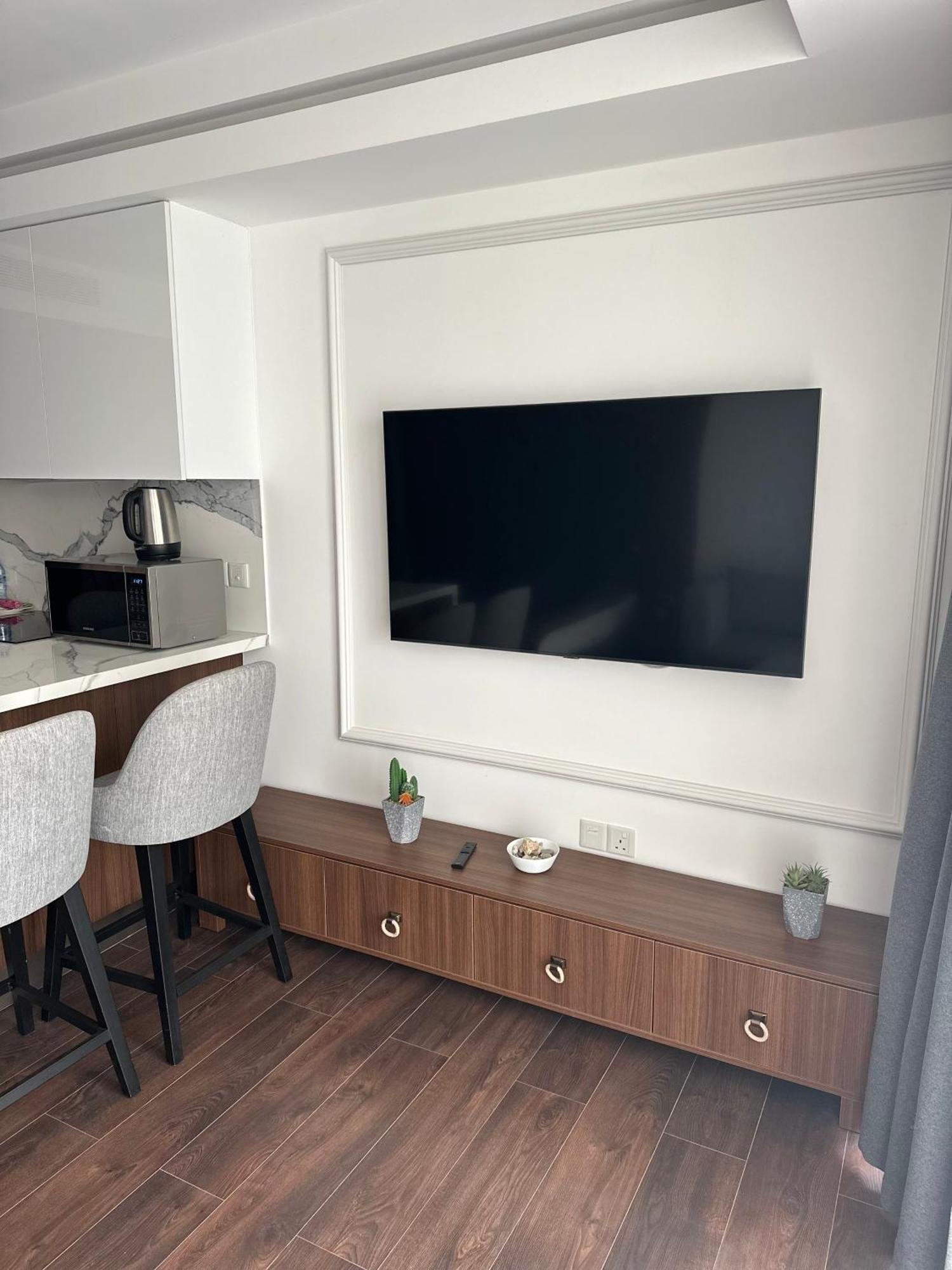 Grand Sapphire Apartment *